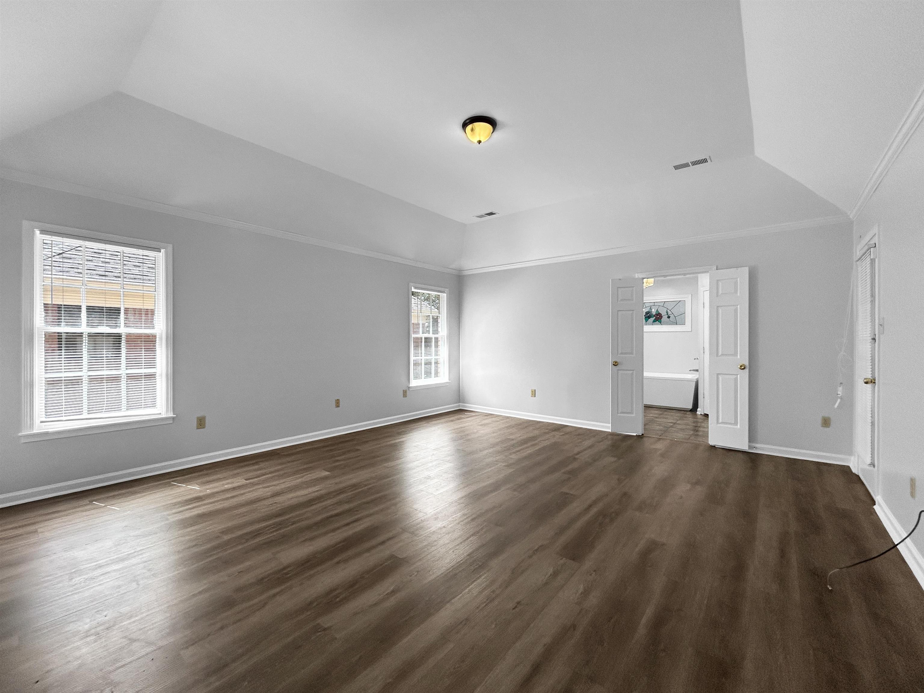 2733 Twisted Oak Cv N Property Photo 7