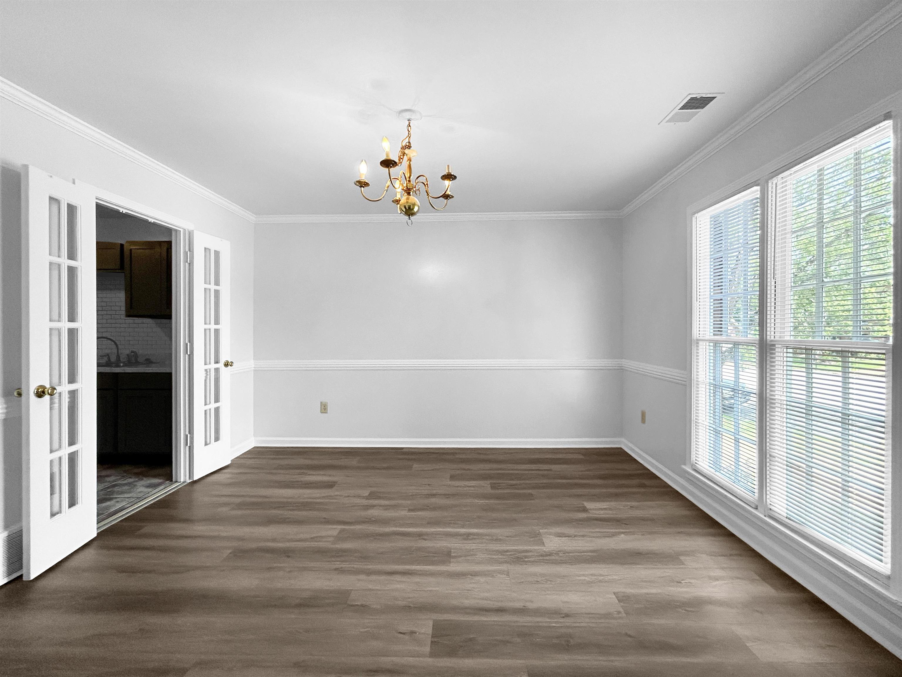 2733 Twisted Oak Cv N Property Photo 12