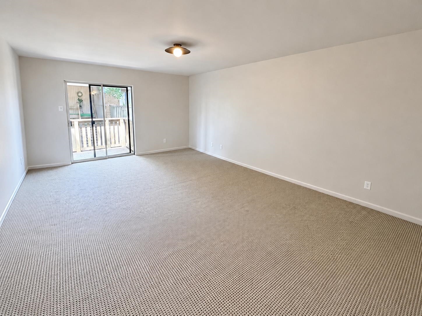 742 Hedgegrove Dr 4703 Property Photo 9