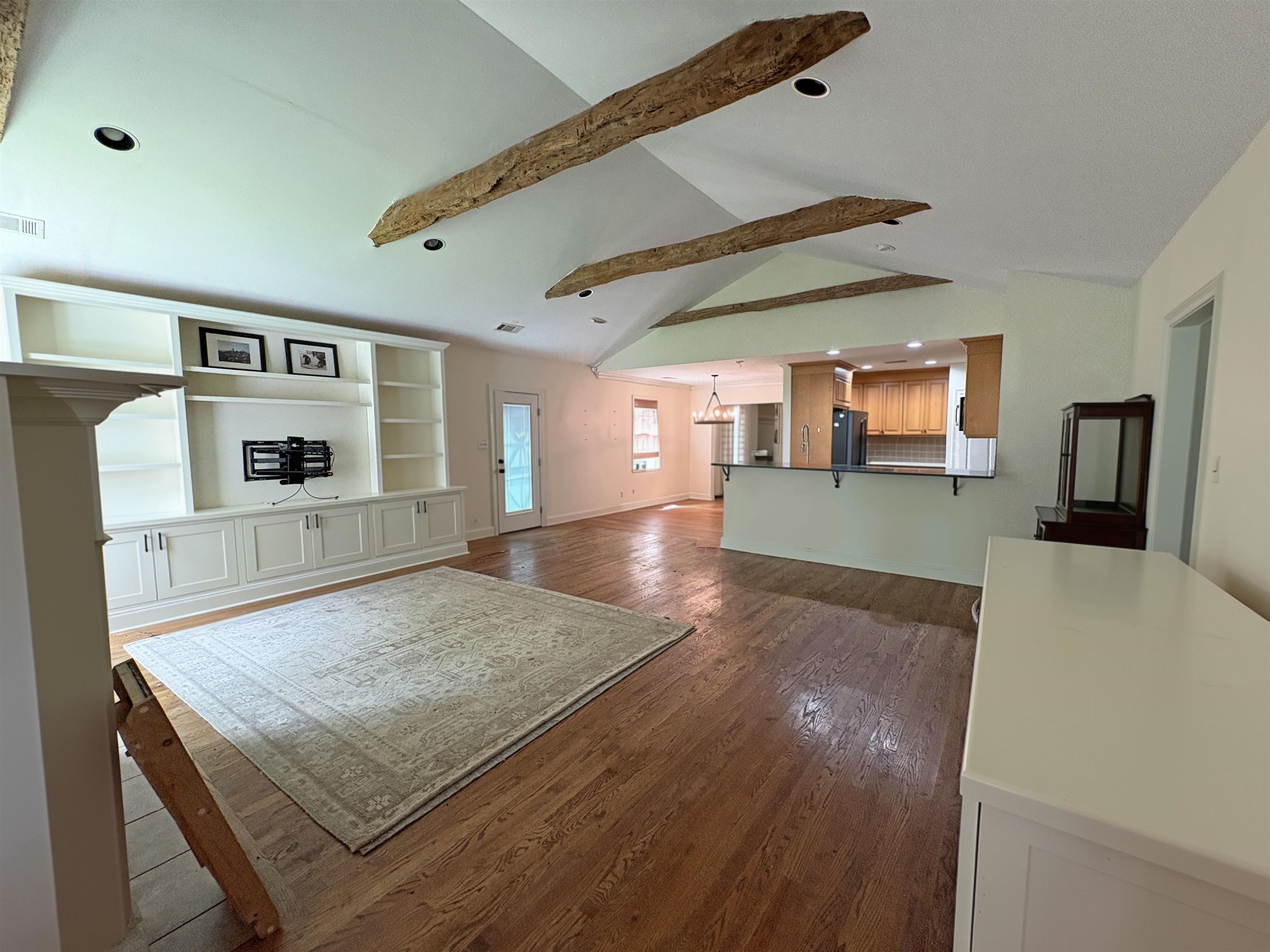 3627 Aurora Cir Property Photo 6