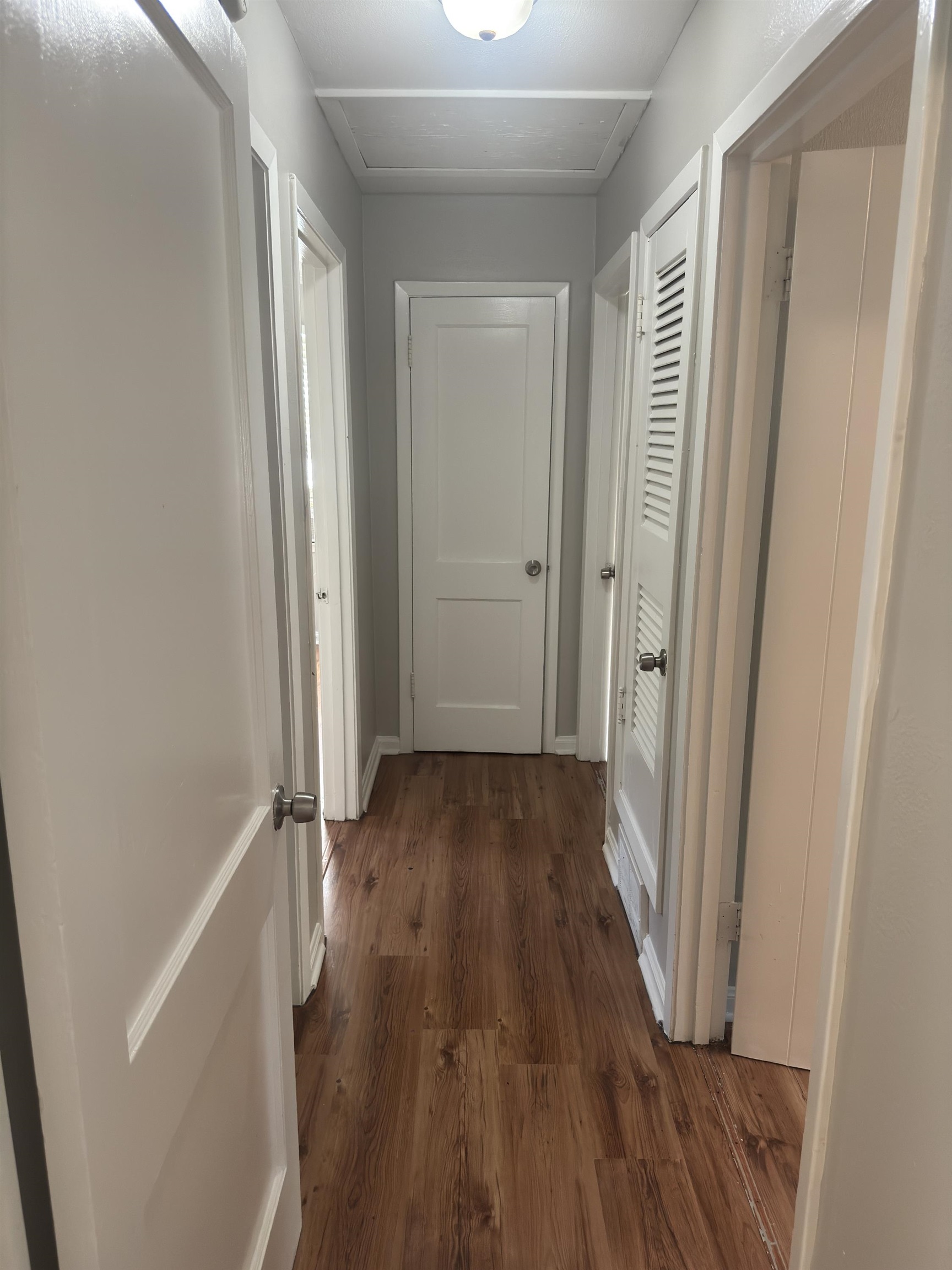 4742 Violet Ave Property Photo 5
