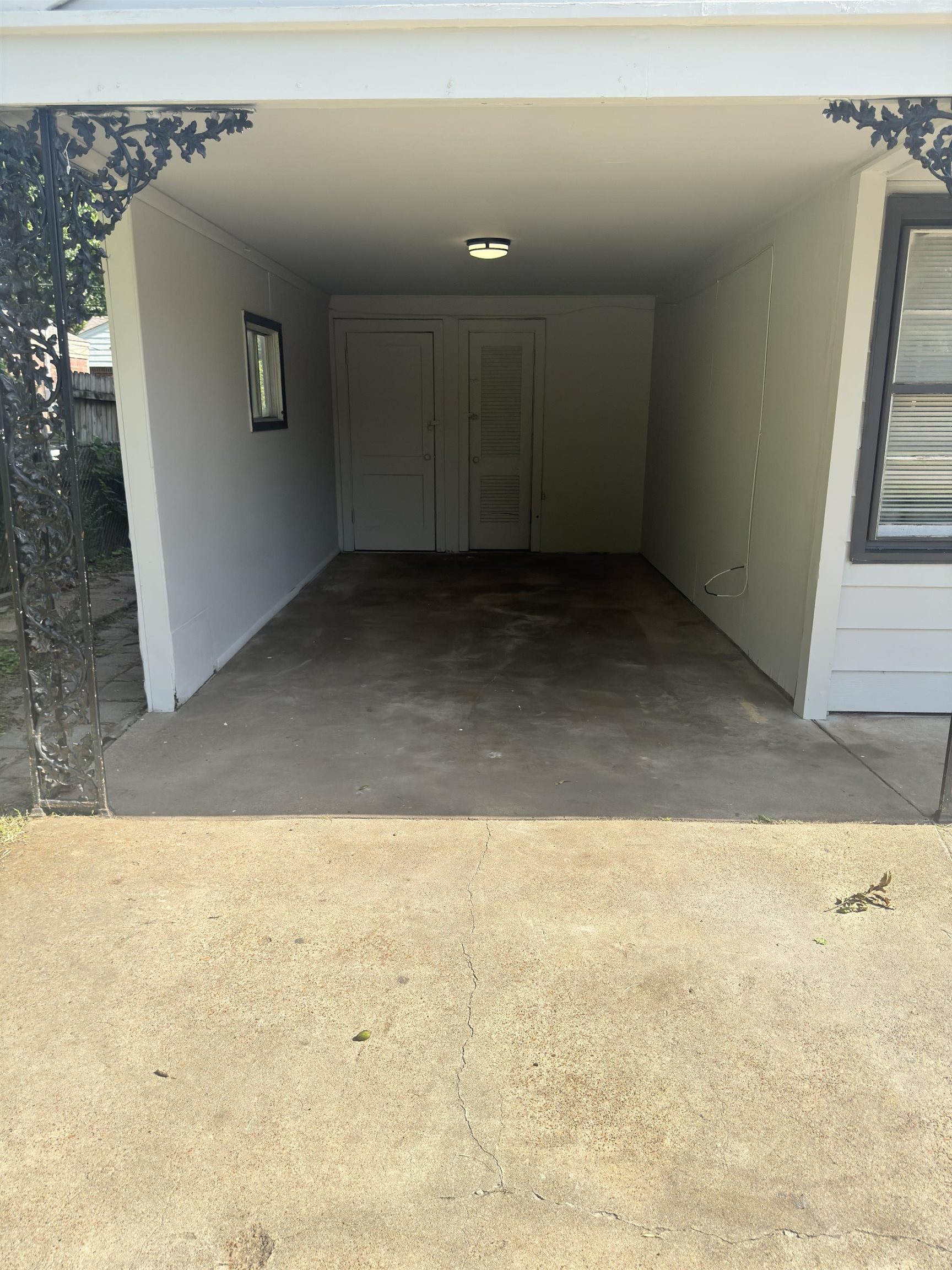 4742 Violet Ave Property Photo 12
