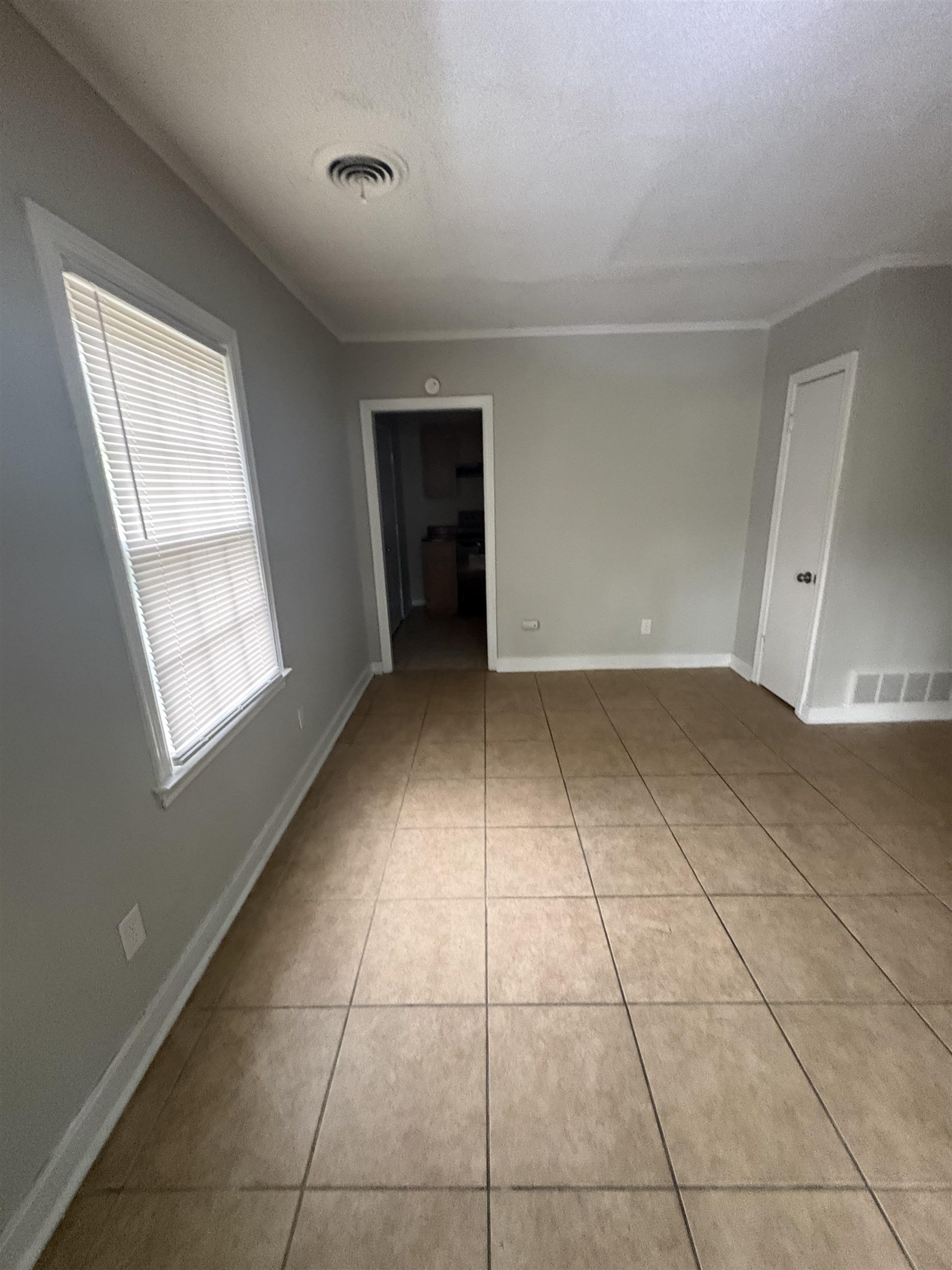 1049 Haynes St Property Photo 4