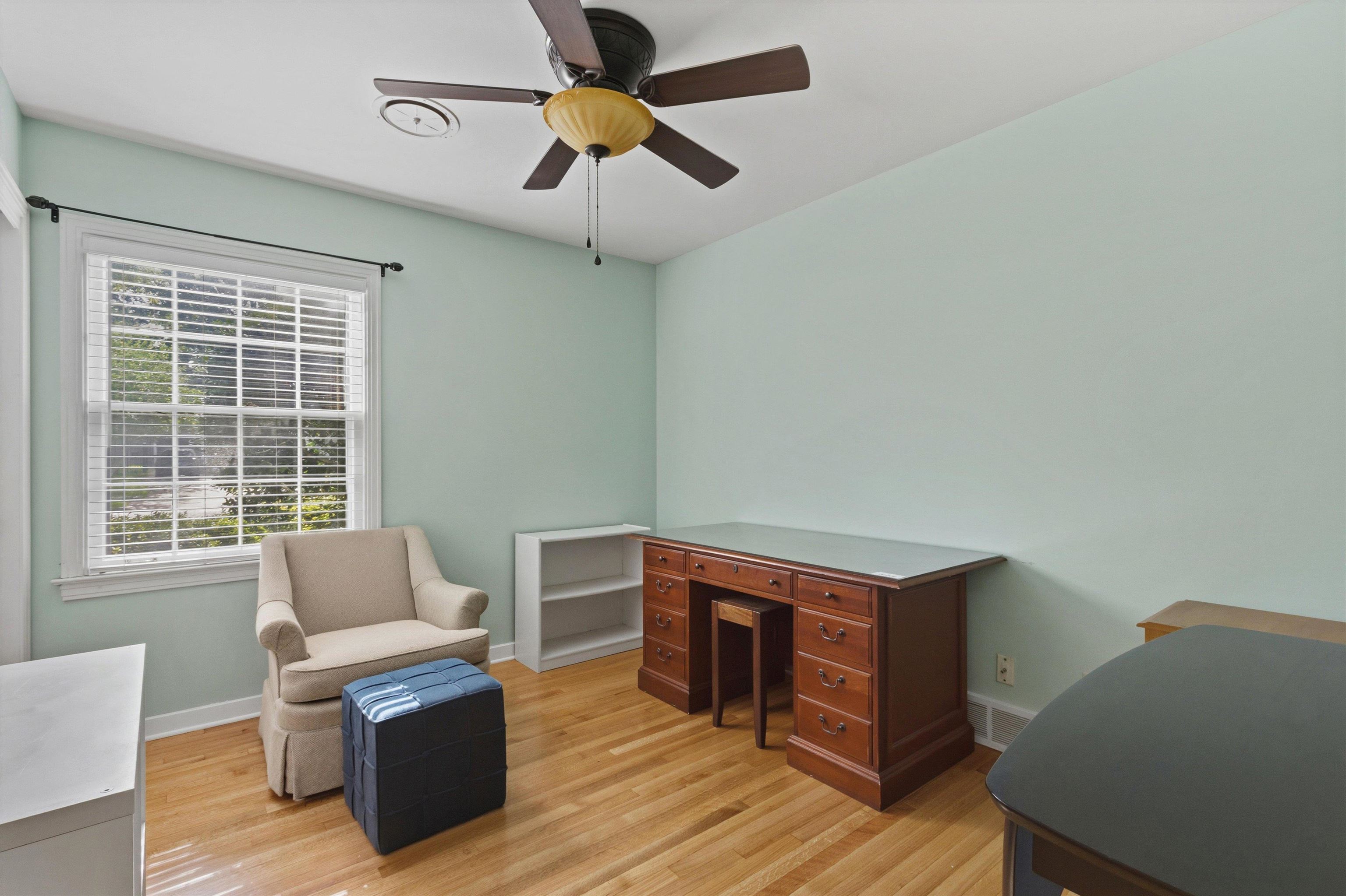 1627 Willey St Property Photo 16