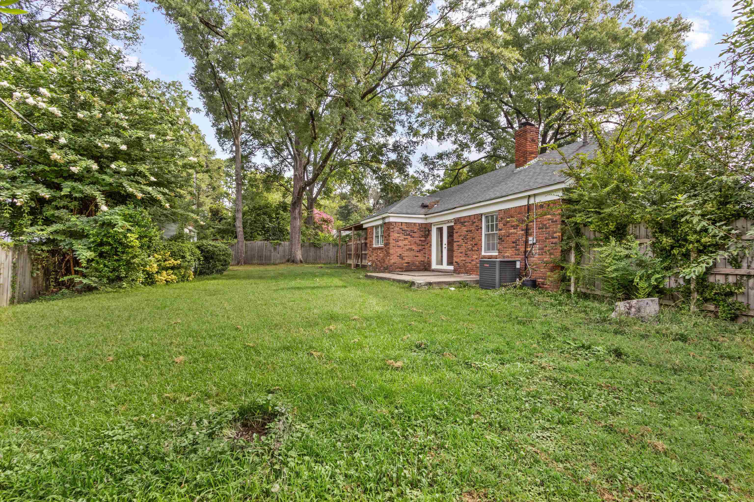 1627 Willey St Property Photo 19
