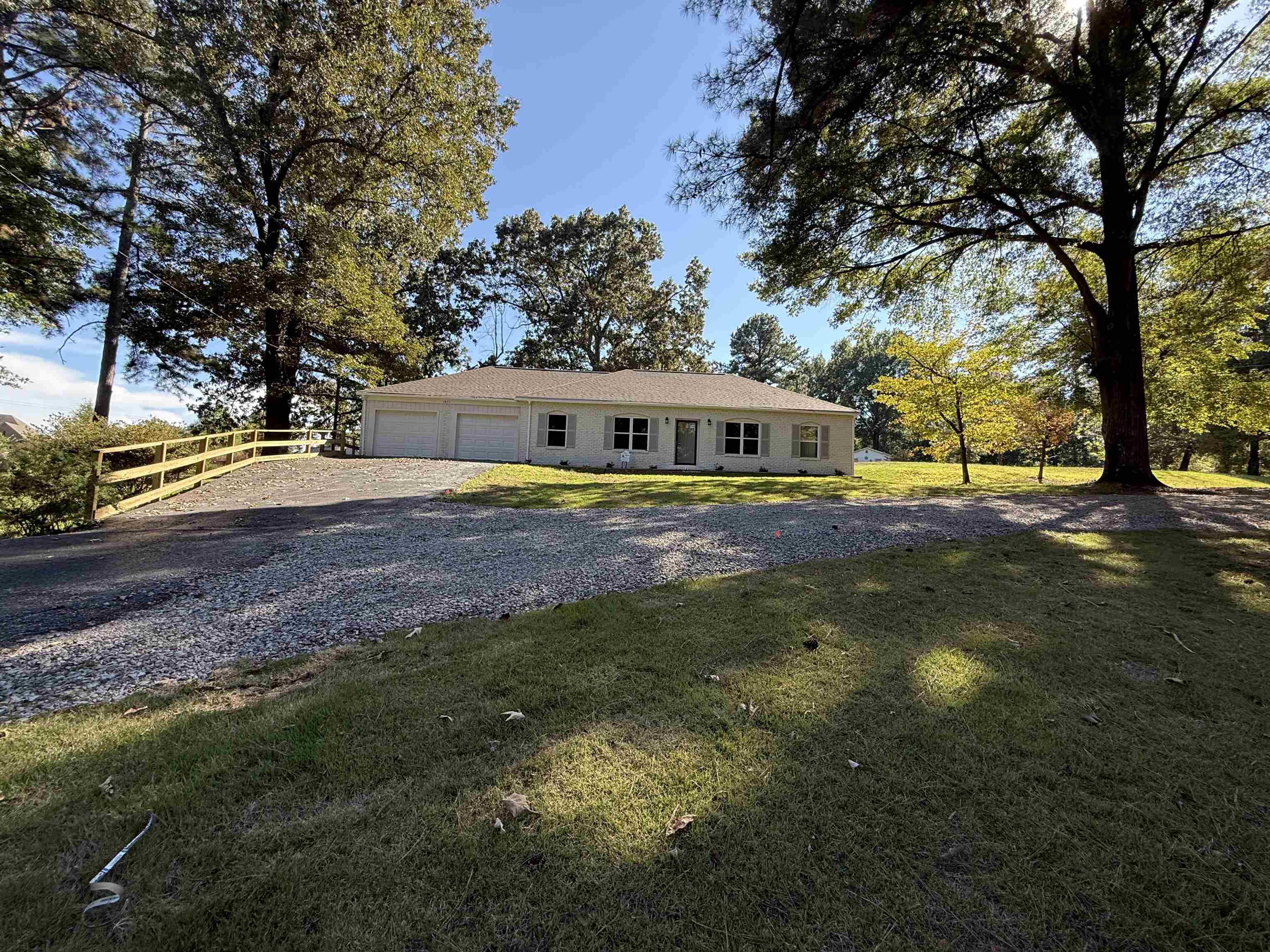 1835 Pleasant Grove Rd Property Photo 1