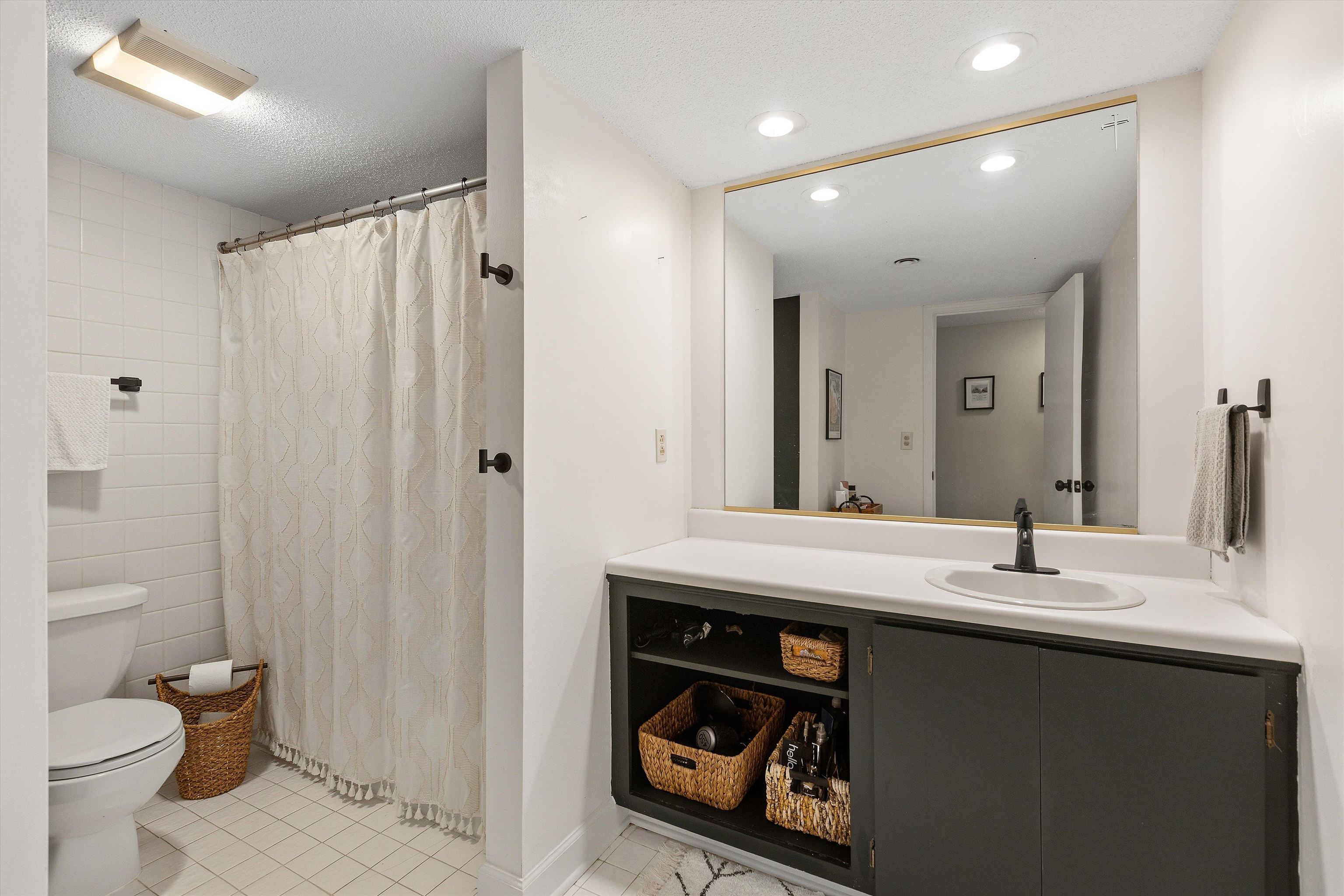 1184 Lynnfield Rd 1 Property Photo 19