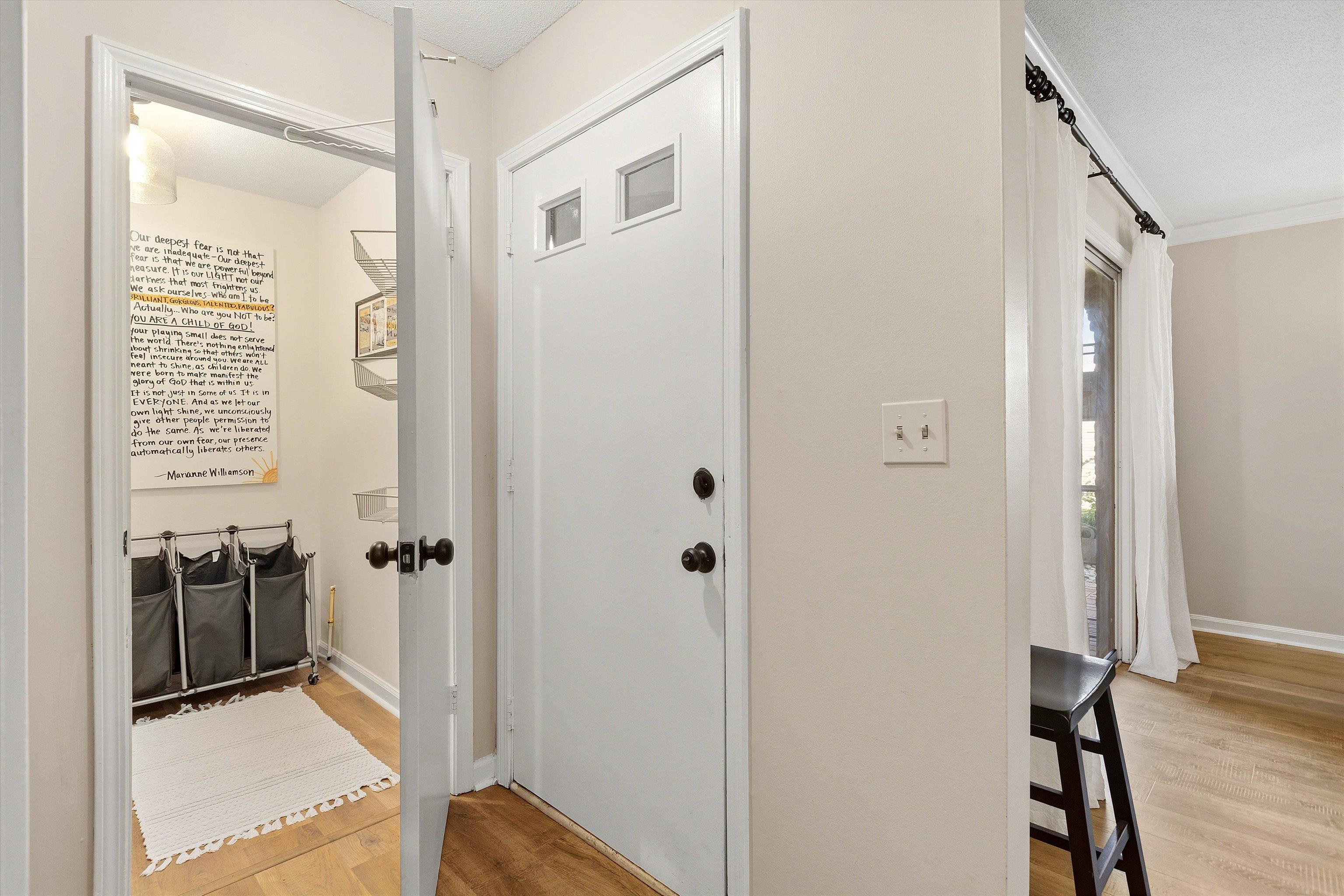 1184 Lynnfield Rd 1 Property Photo 22