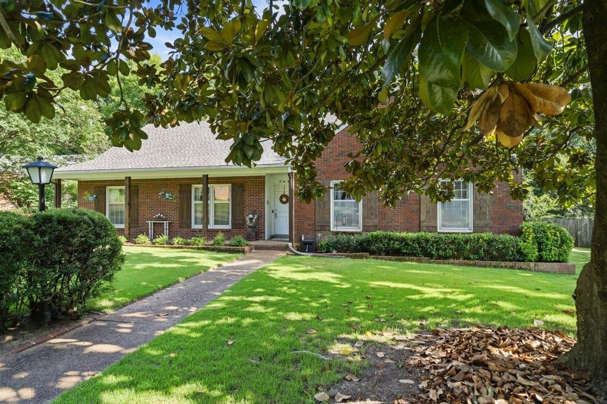 7637 Akerswood Rd Property Photo 5