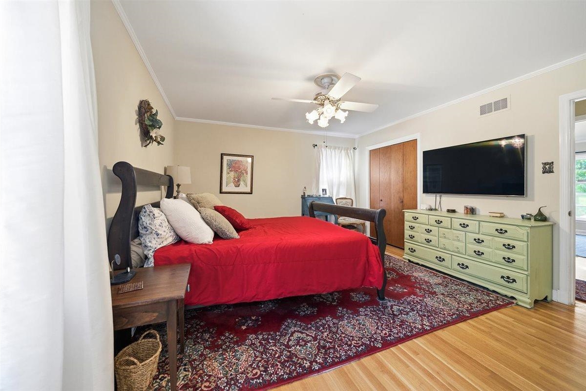 7637 Akerswood Rd Property Photo 22