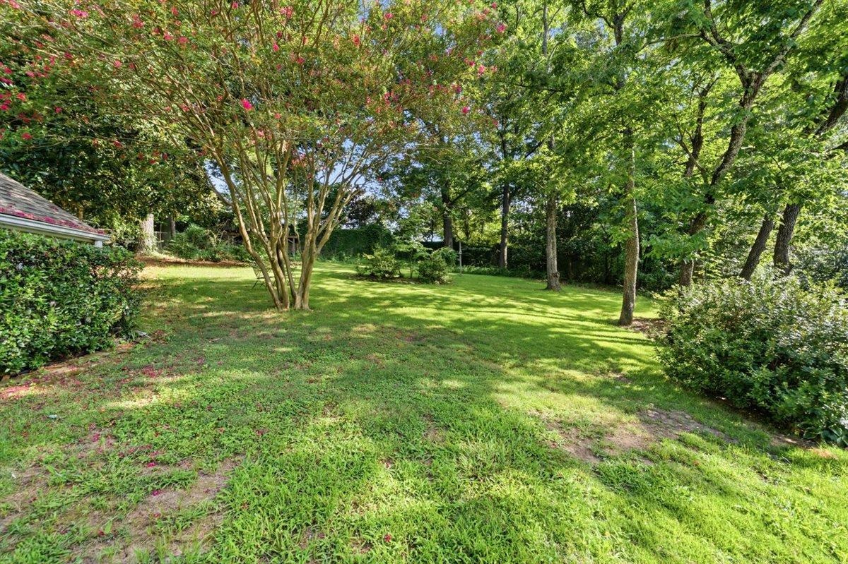 7637 Akerswood Rd Property Photo 37