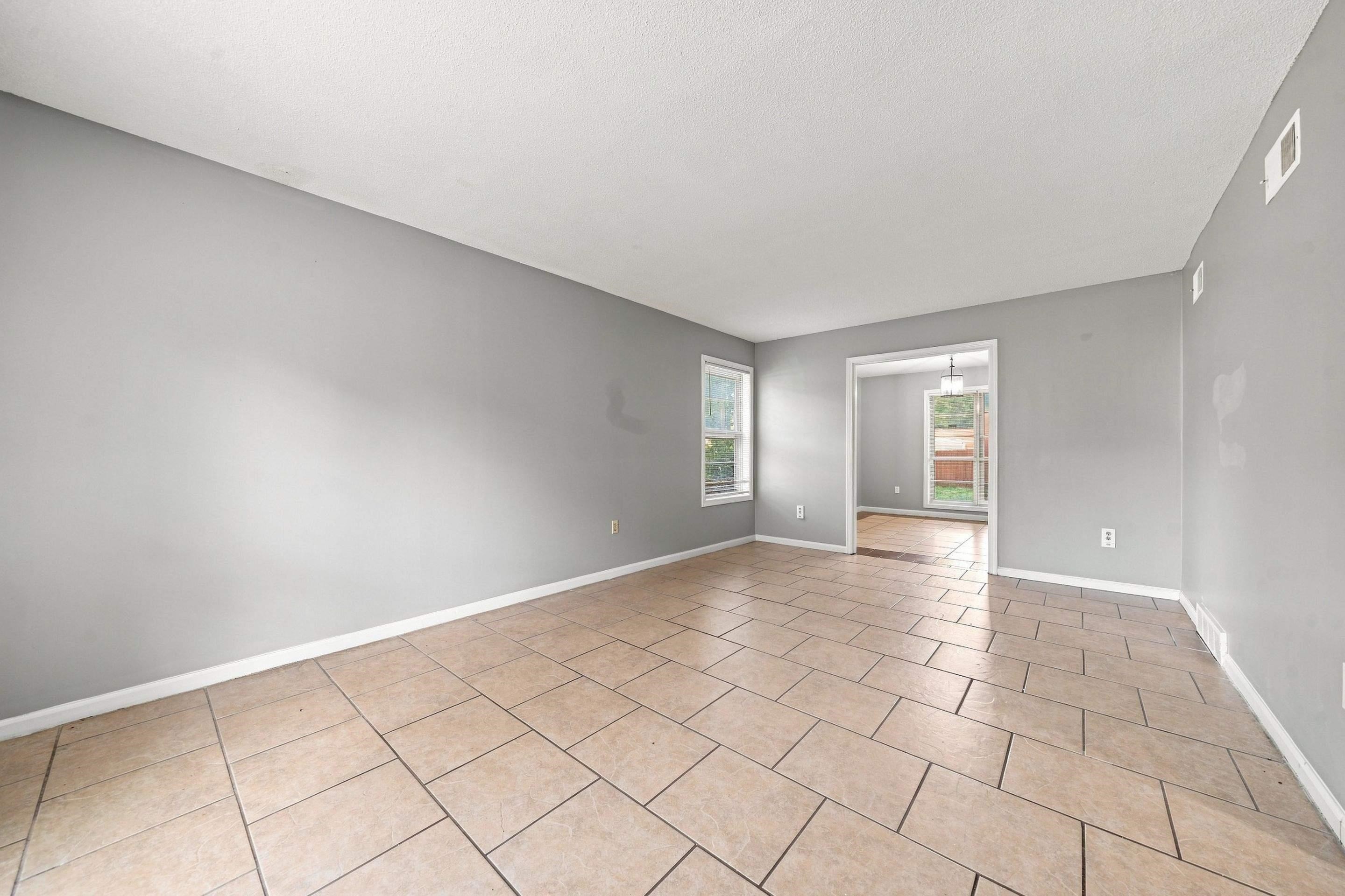 5361 Timberdale Ave Property Photo 11