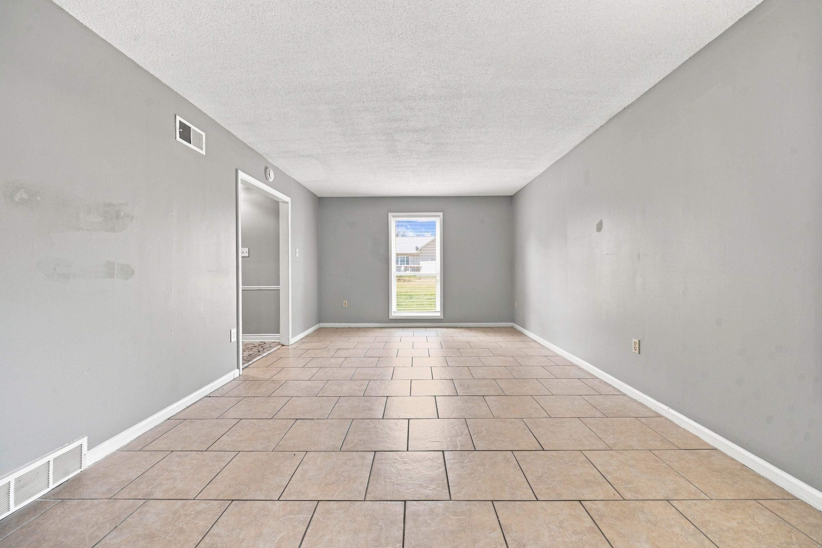 5361 Timberdale Ave Property Photo 12