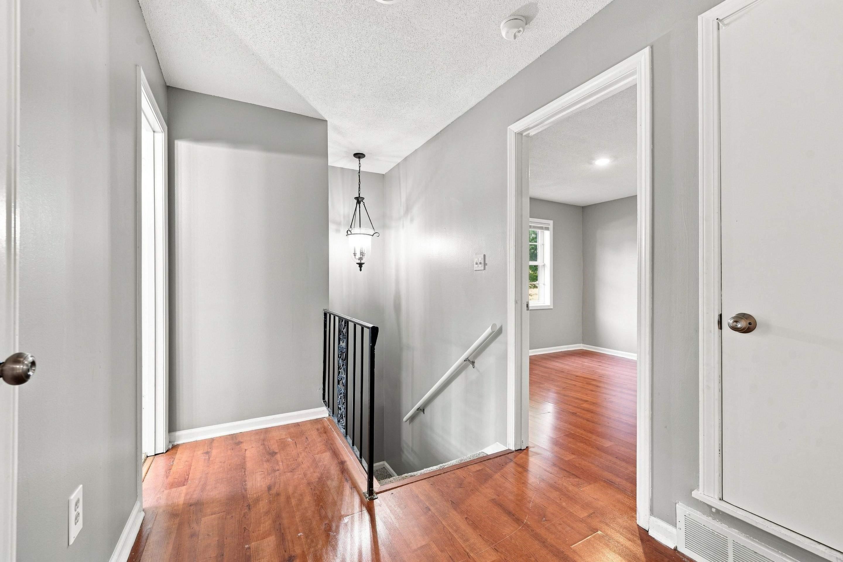 5361 Timberdale Ave Property Photo 16