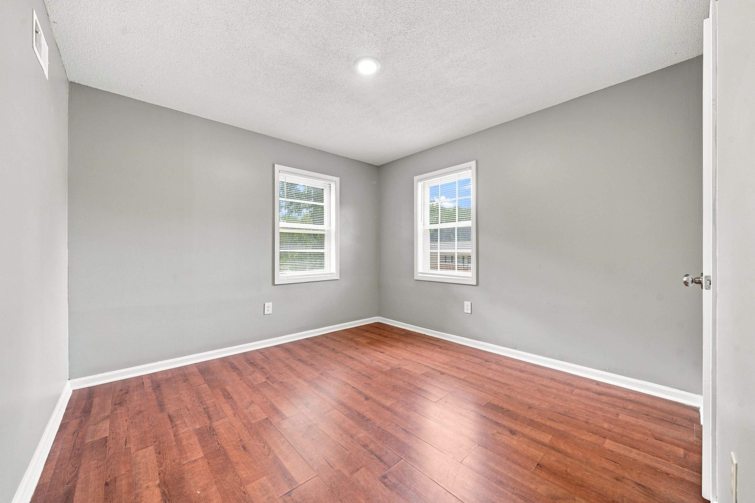5361 Timberdale Ave Property Photo 19