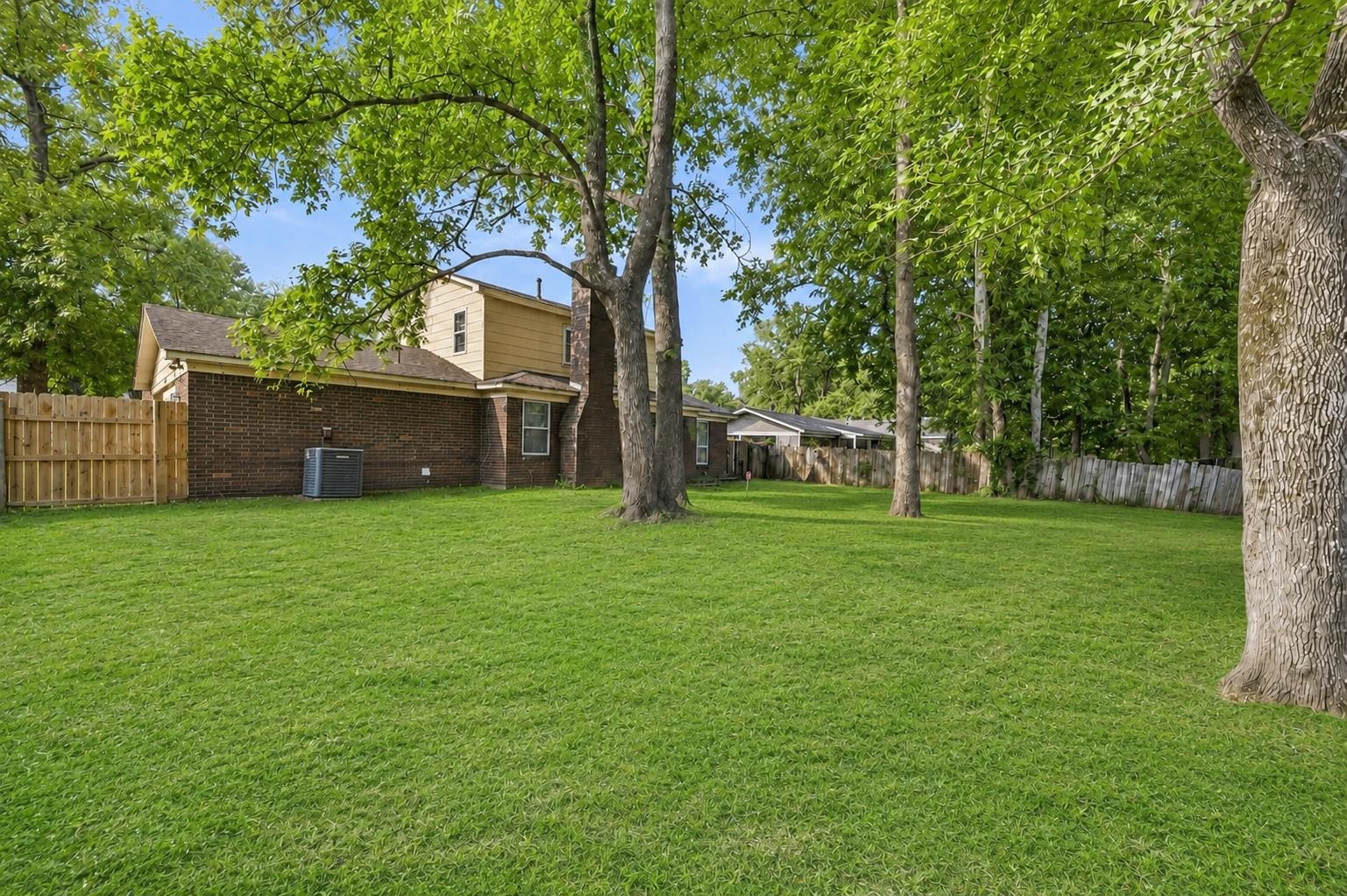 5361 Timberdale Ave Property Photo 22