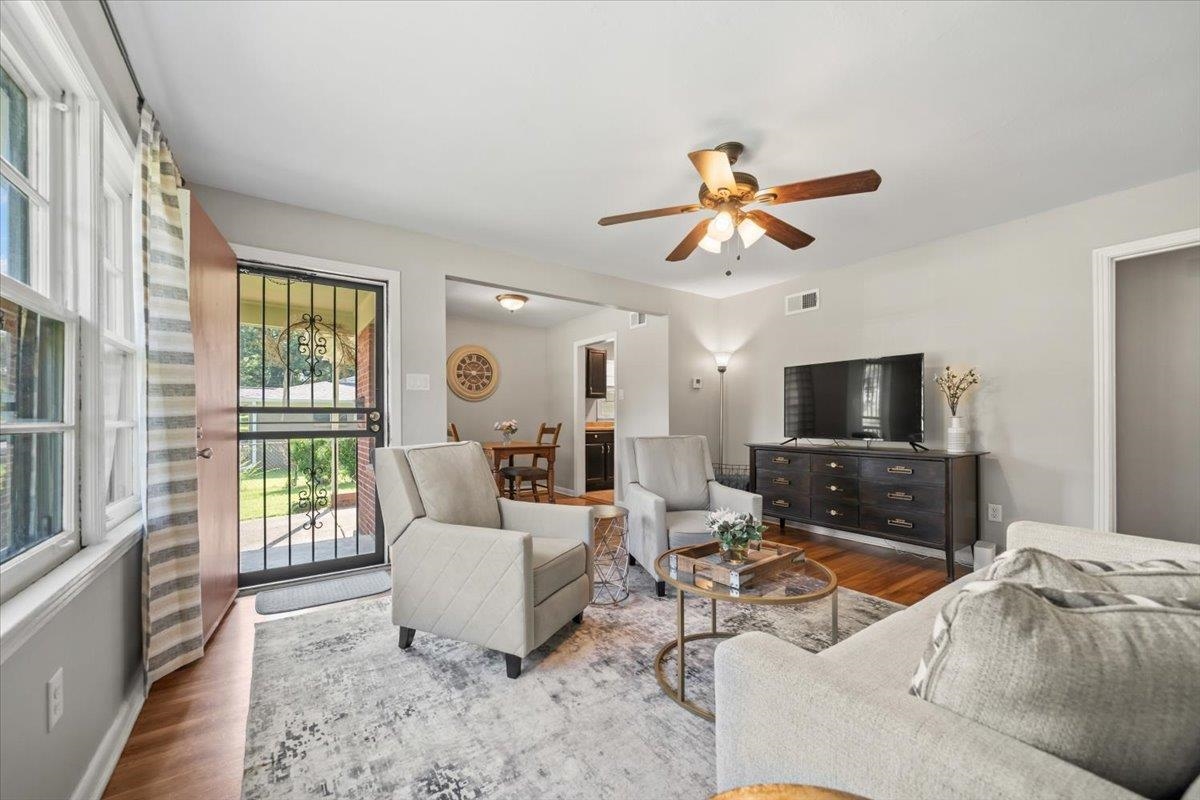 5117 Sea Isle Rd Property Photo 6