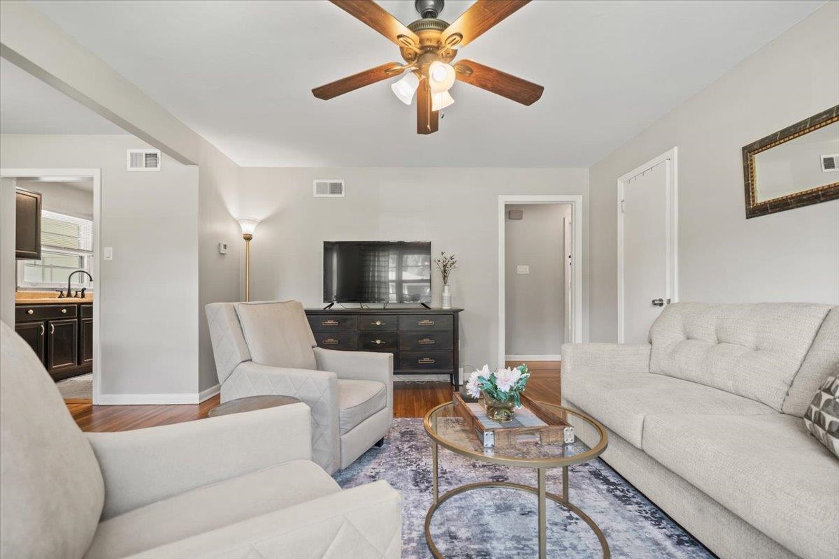 5117 Sea Isle Rd Property Photo 7