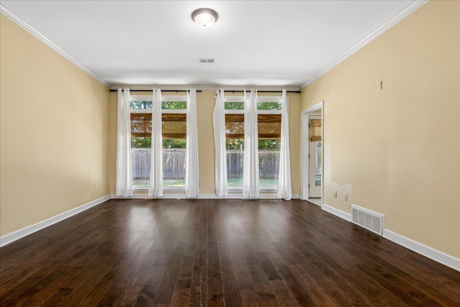 2033 W Houston Way Property Photo 10
