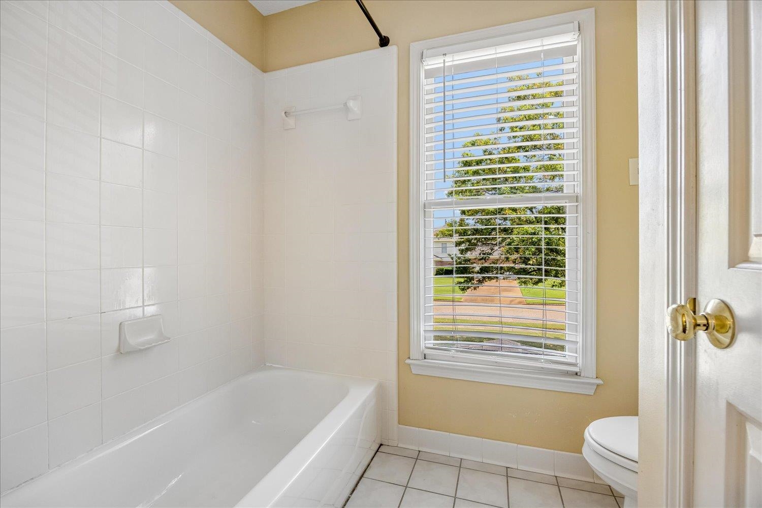 2033 W Houston Way Property Photo 31