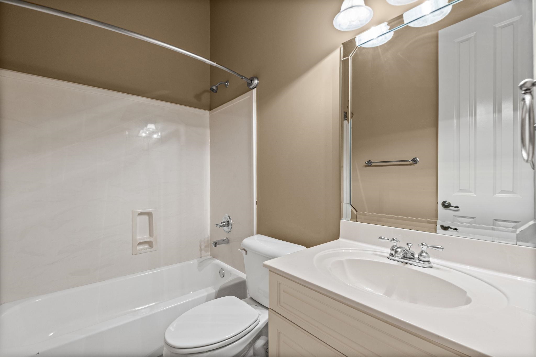 461 Wolf View Cv Property Photo 26