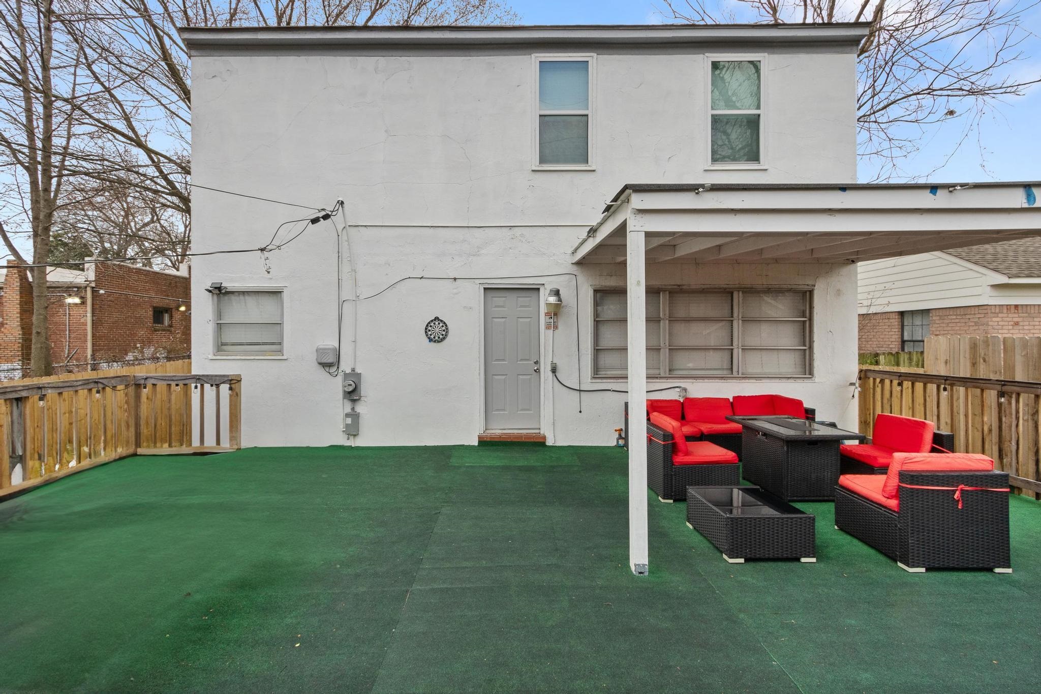 958 Maury St Property Photo 34