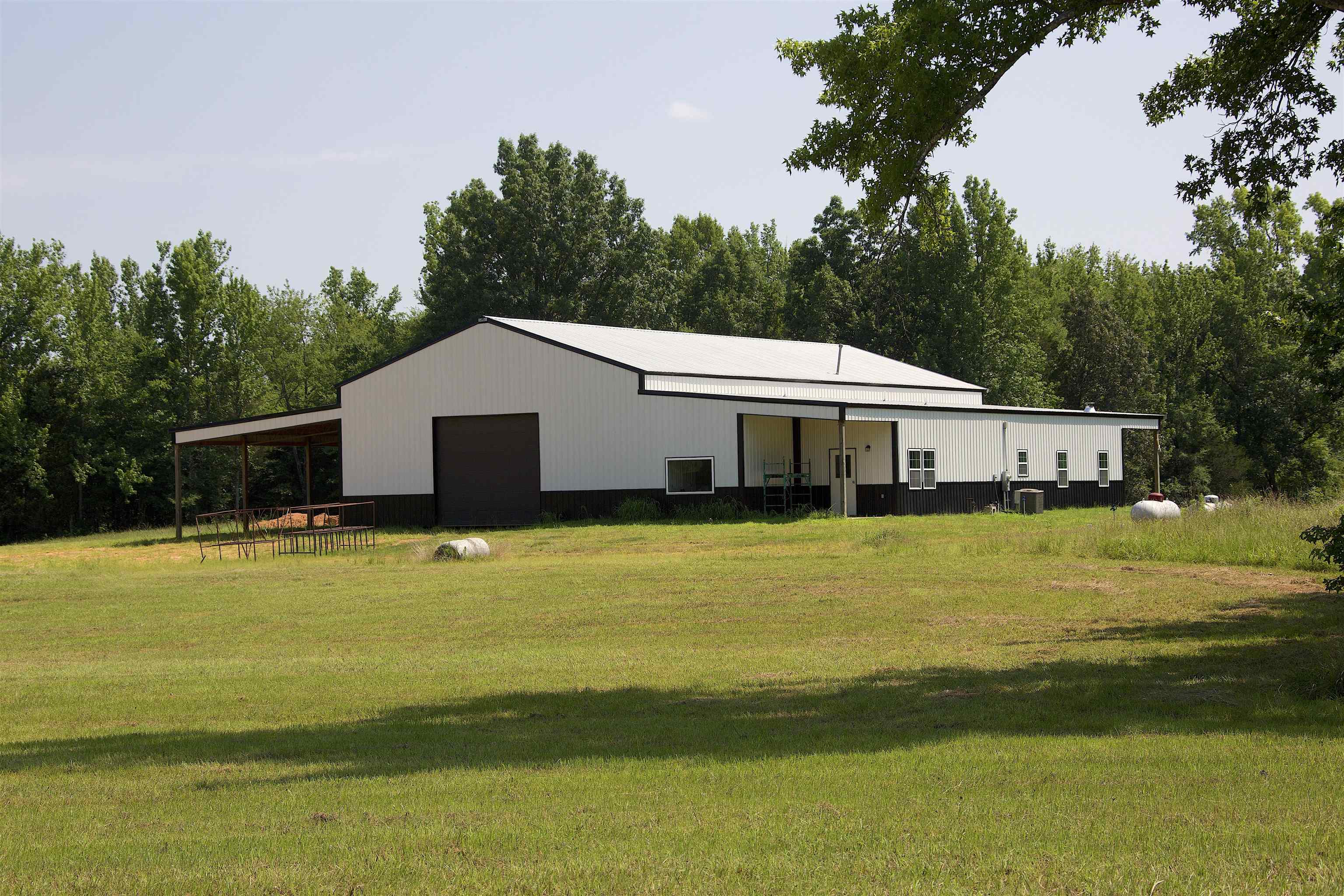 2195 S Slayden Rd Property Photo 13