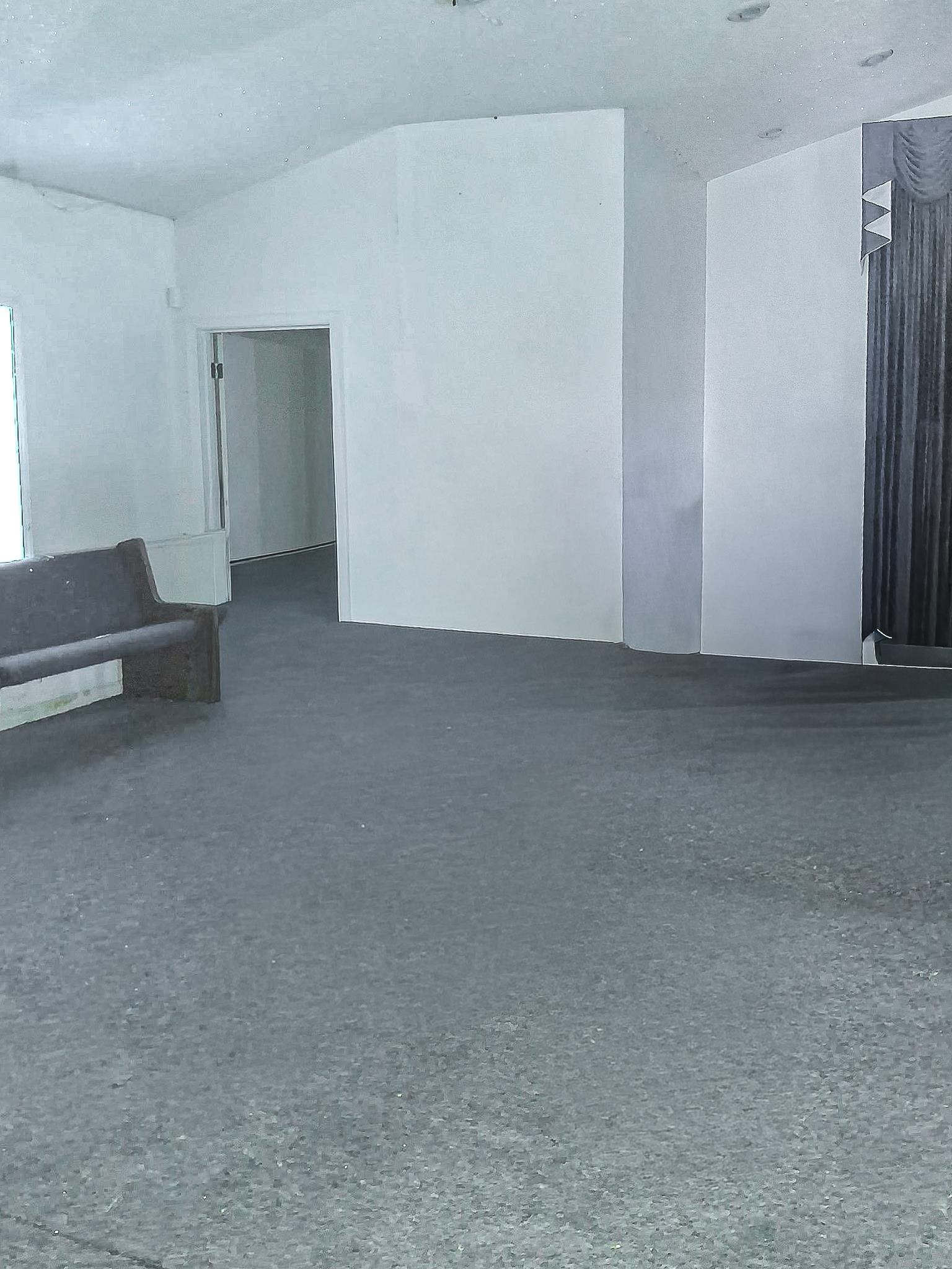 8 W Dempster Ave Property Photo 4