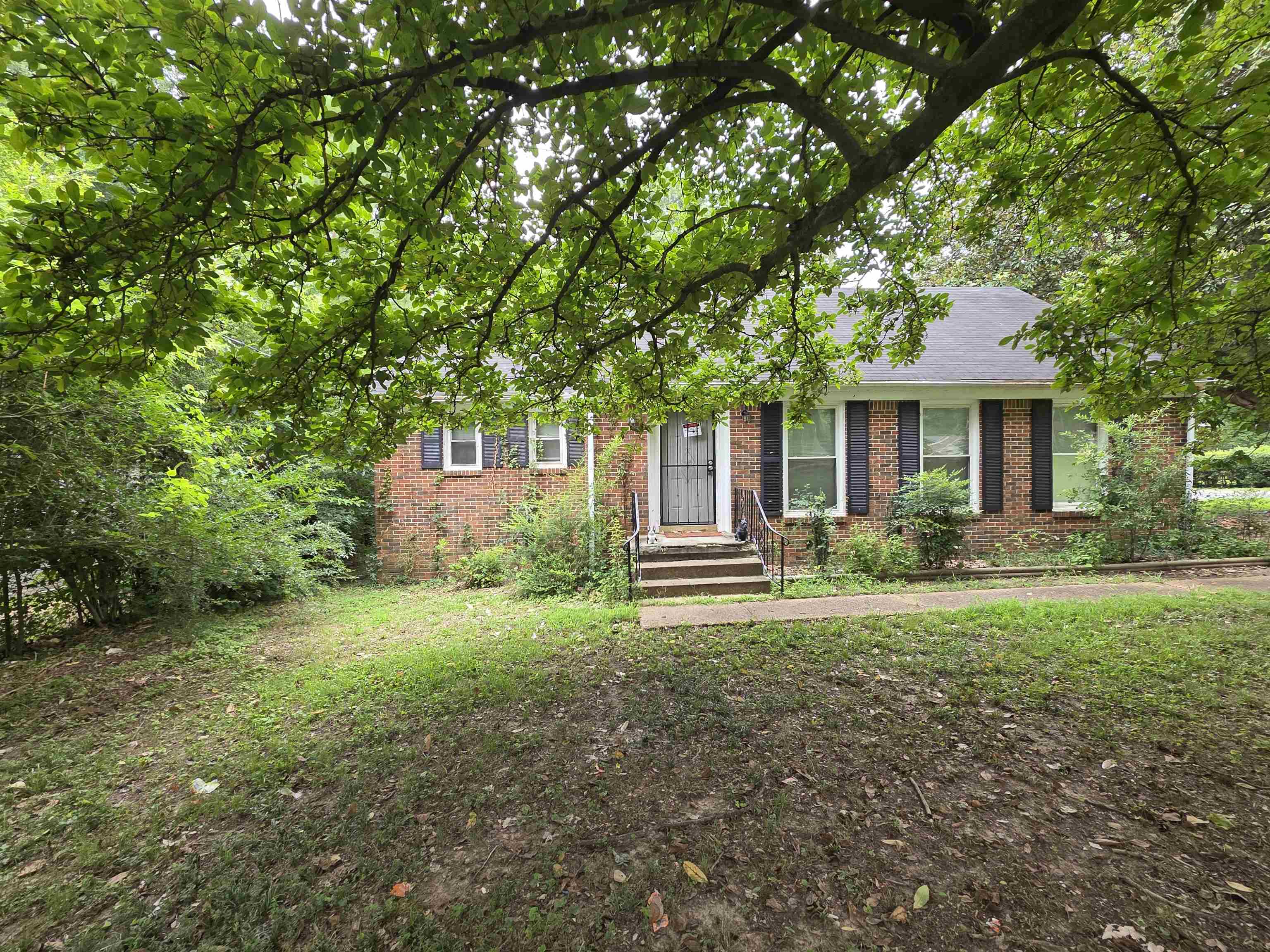 1479 Old Hickory Rd Property Photo 2