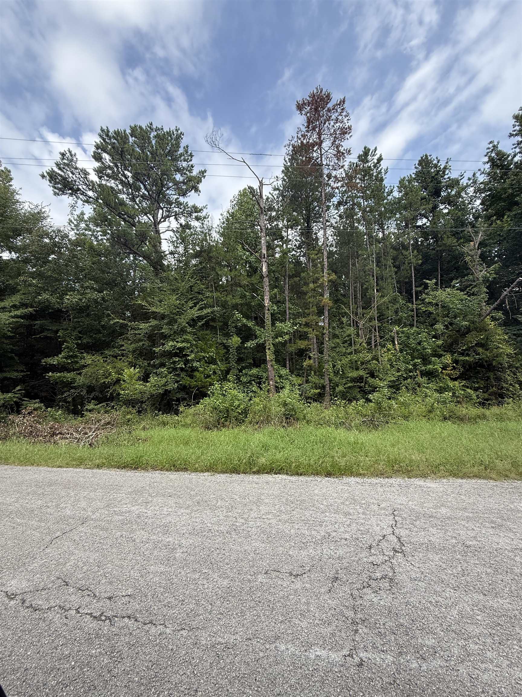 Heaven Hill Dr Property Photo 1
