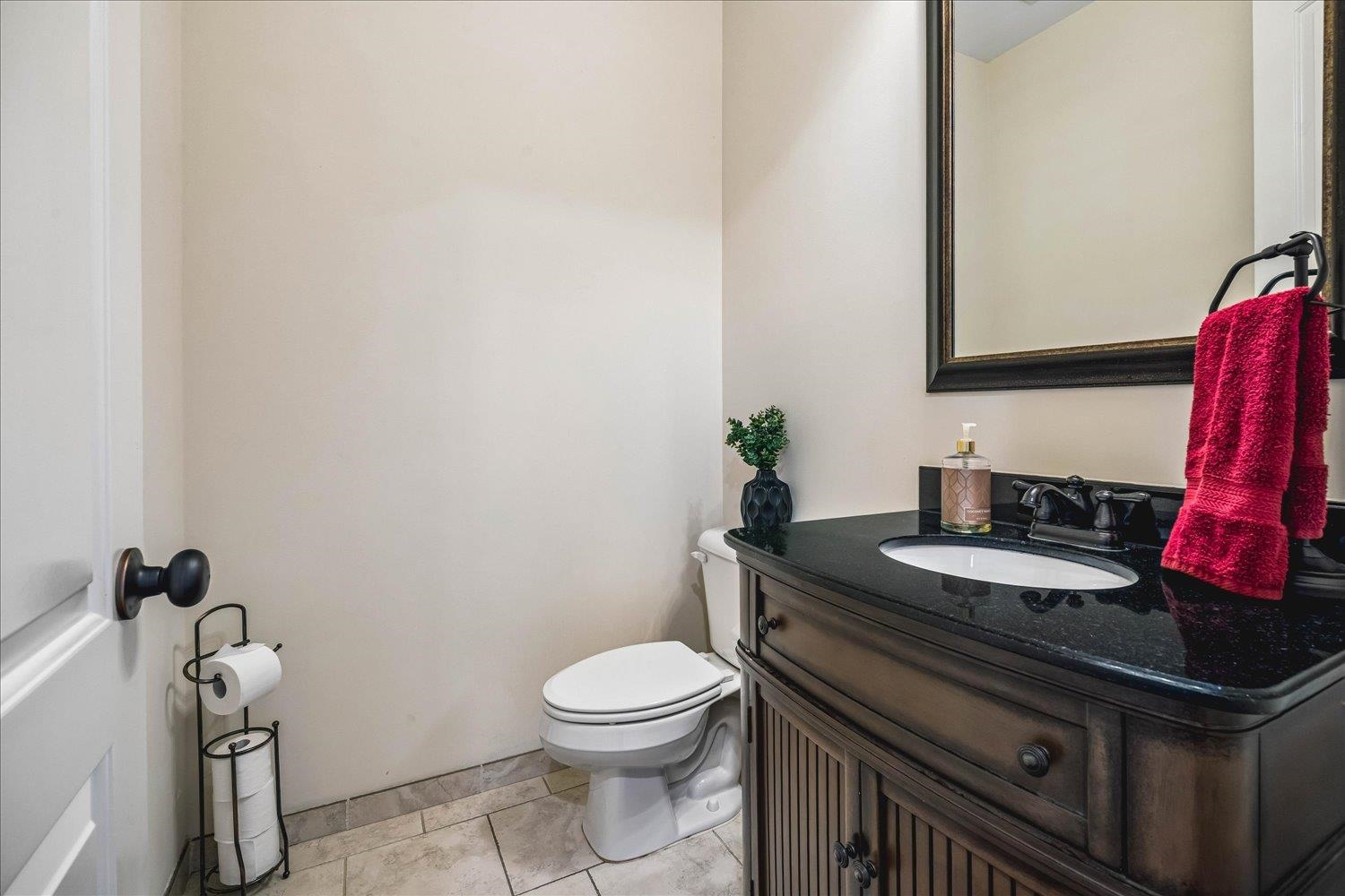 1020 Ostlers Way Property Photo 11