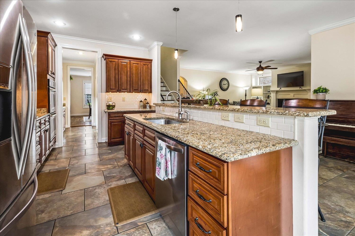1020 Ostlers Way Property Photo 16