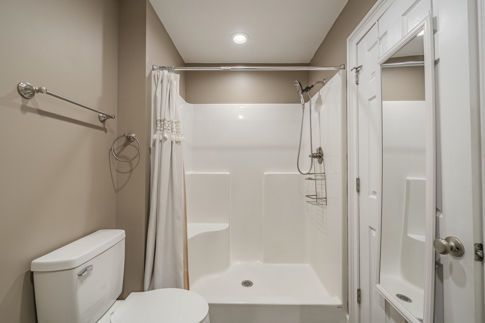 169 Geans Ln Property Photo 9