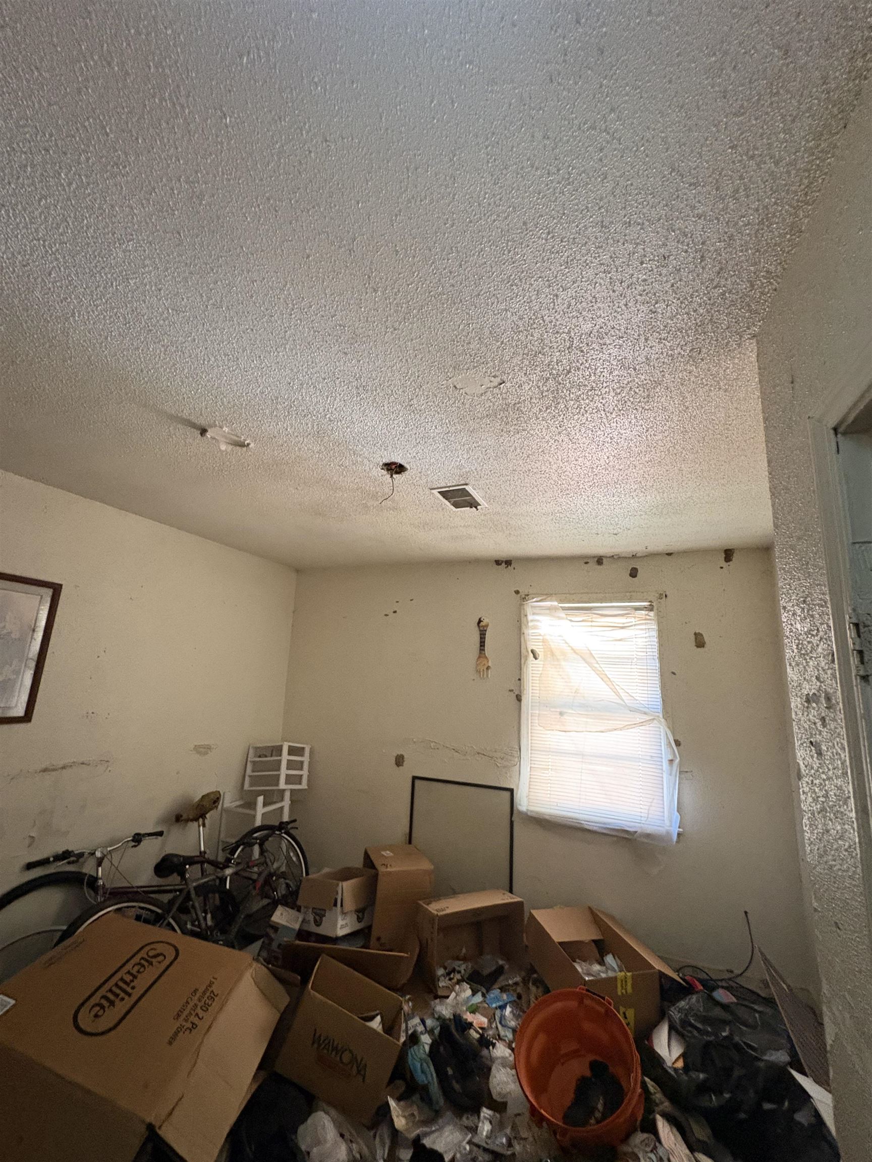 2483 Winnona Ave Property Photo 16