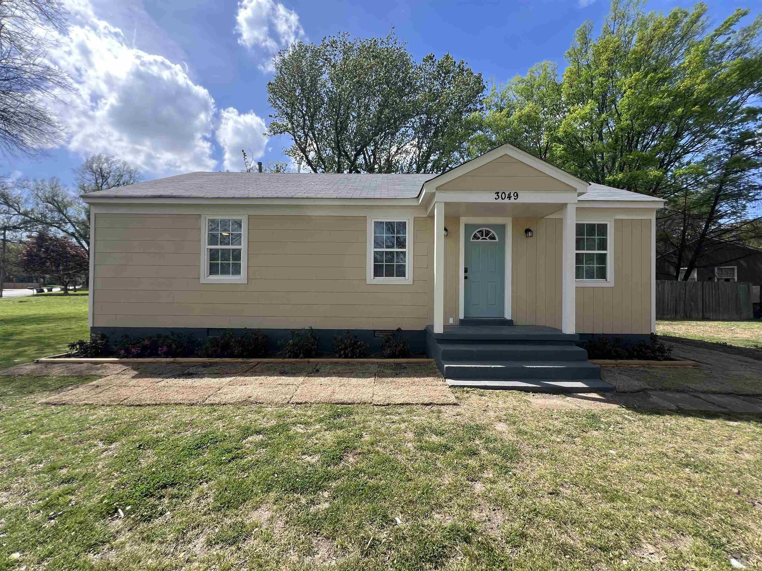 3049 Northgate St Property Photo 1