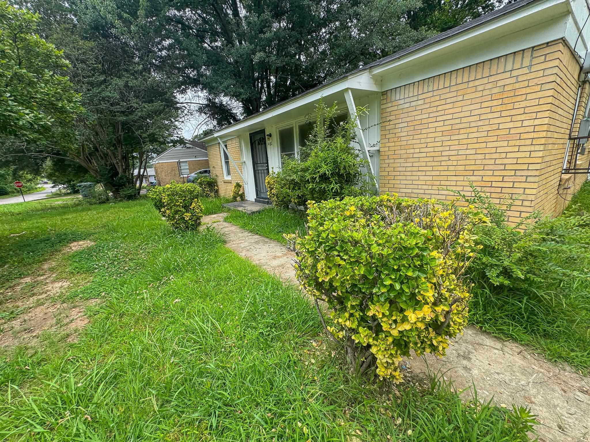 400 Lorraine Rd Property Photo 2