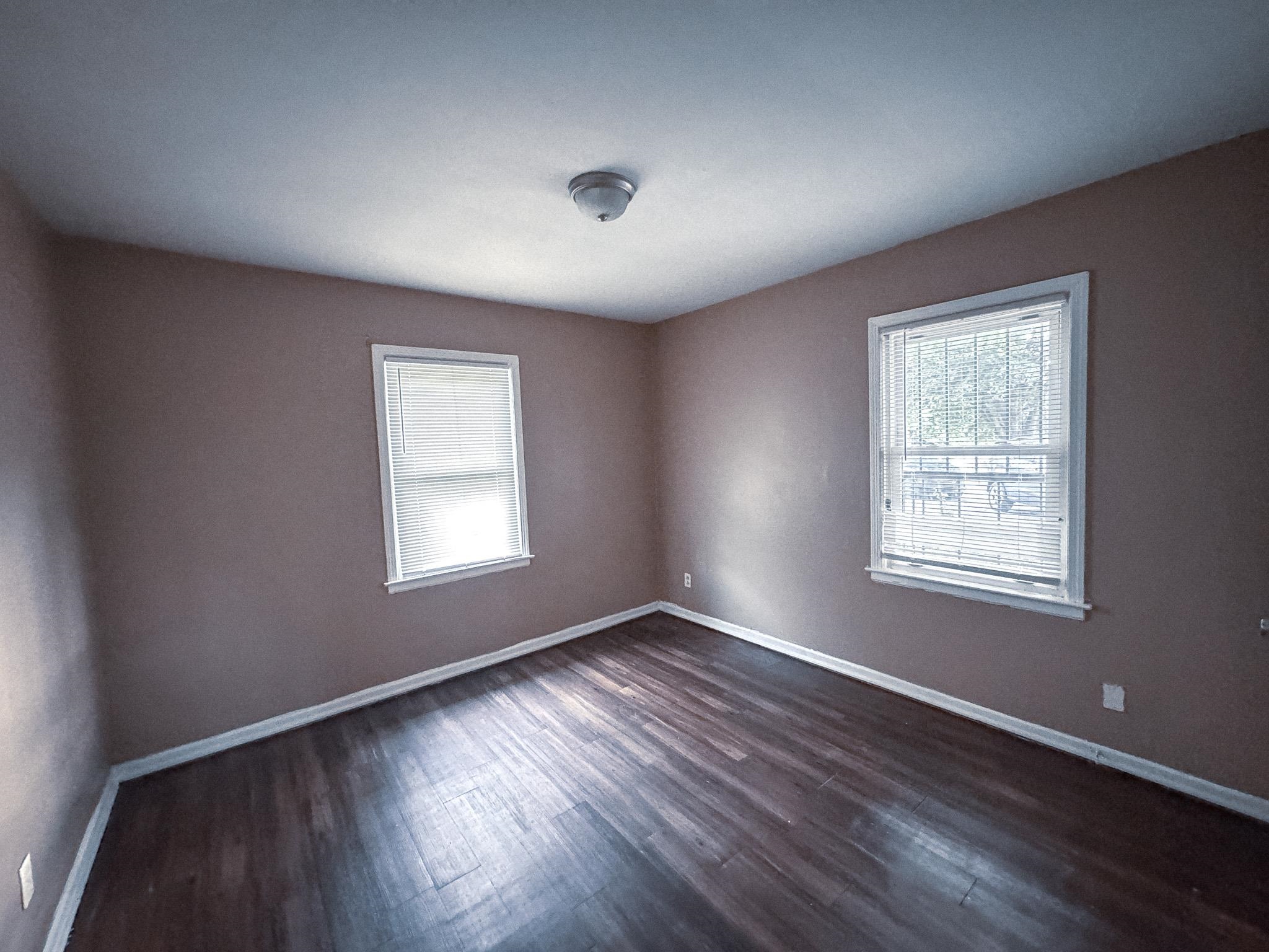 400 Lorraine Rd Property Photo 6
