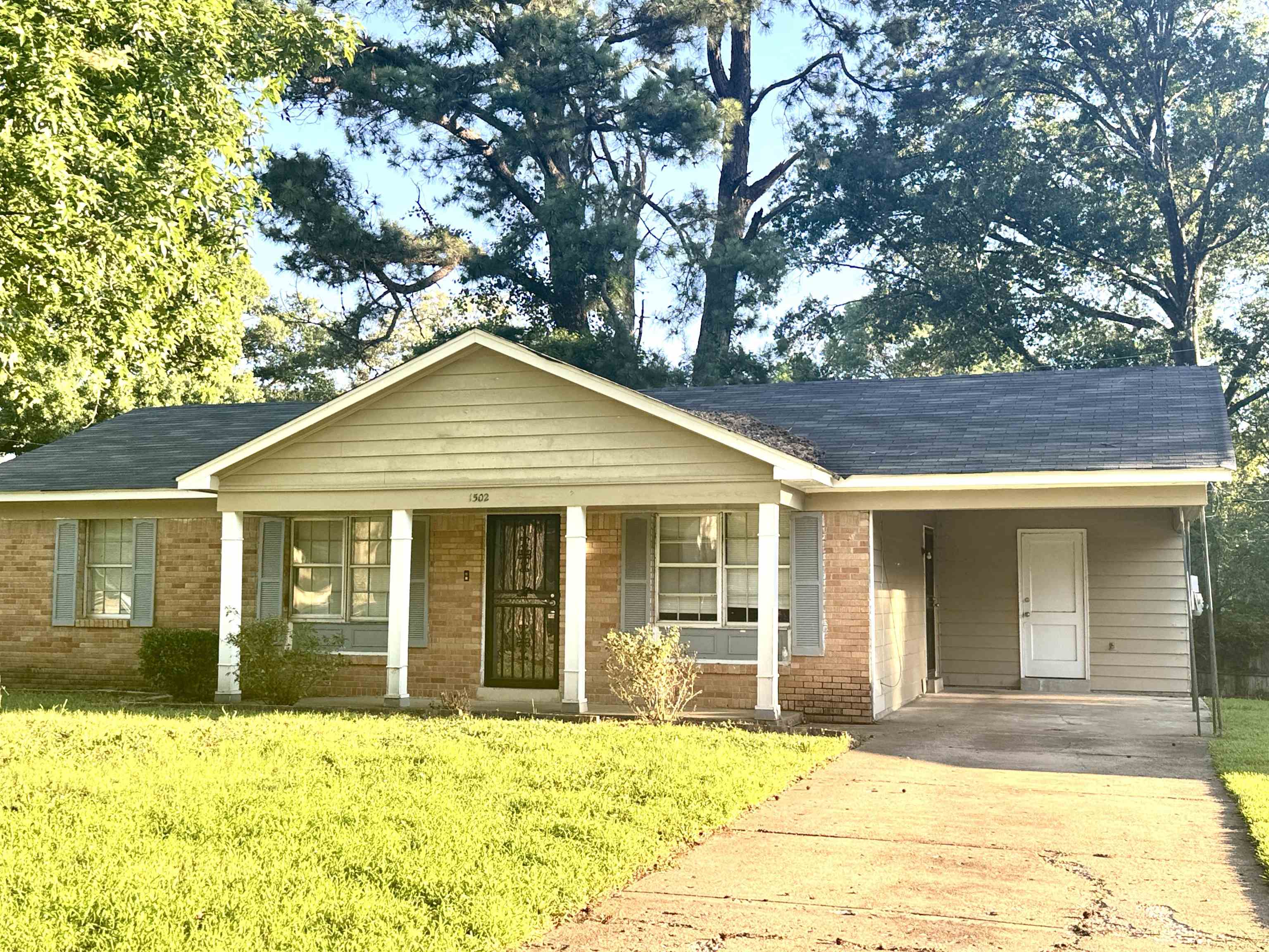 1502 Mary Jane Ave Property Photo 3
