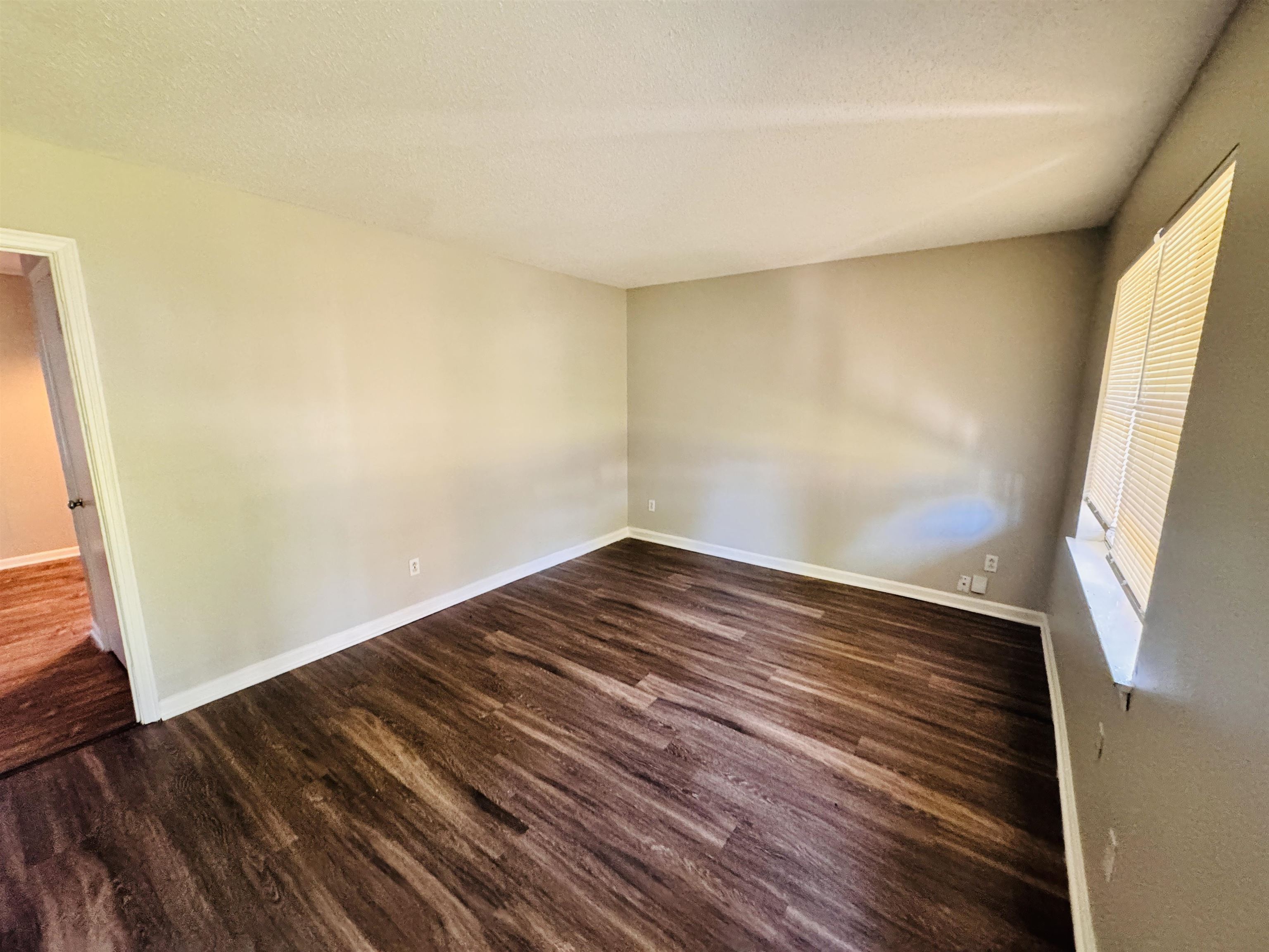 1502 Mary Jane Ave Property Photo 6