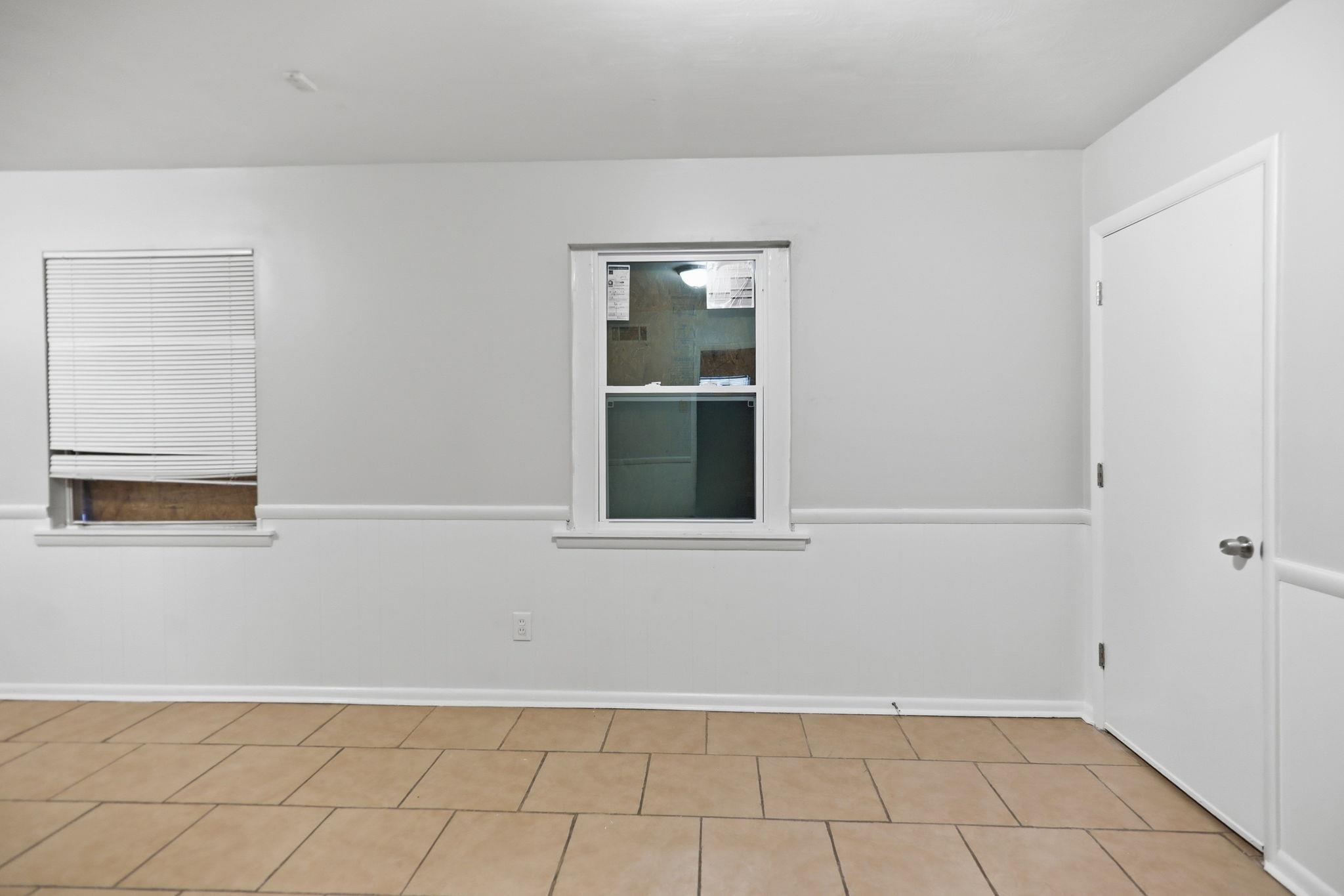 856 White Clover Ln Property Photo 10