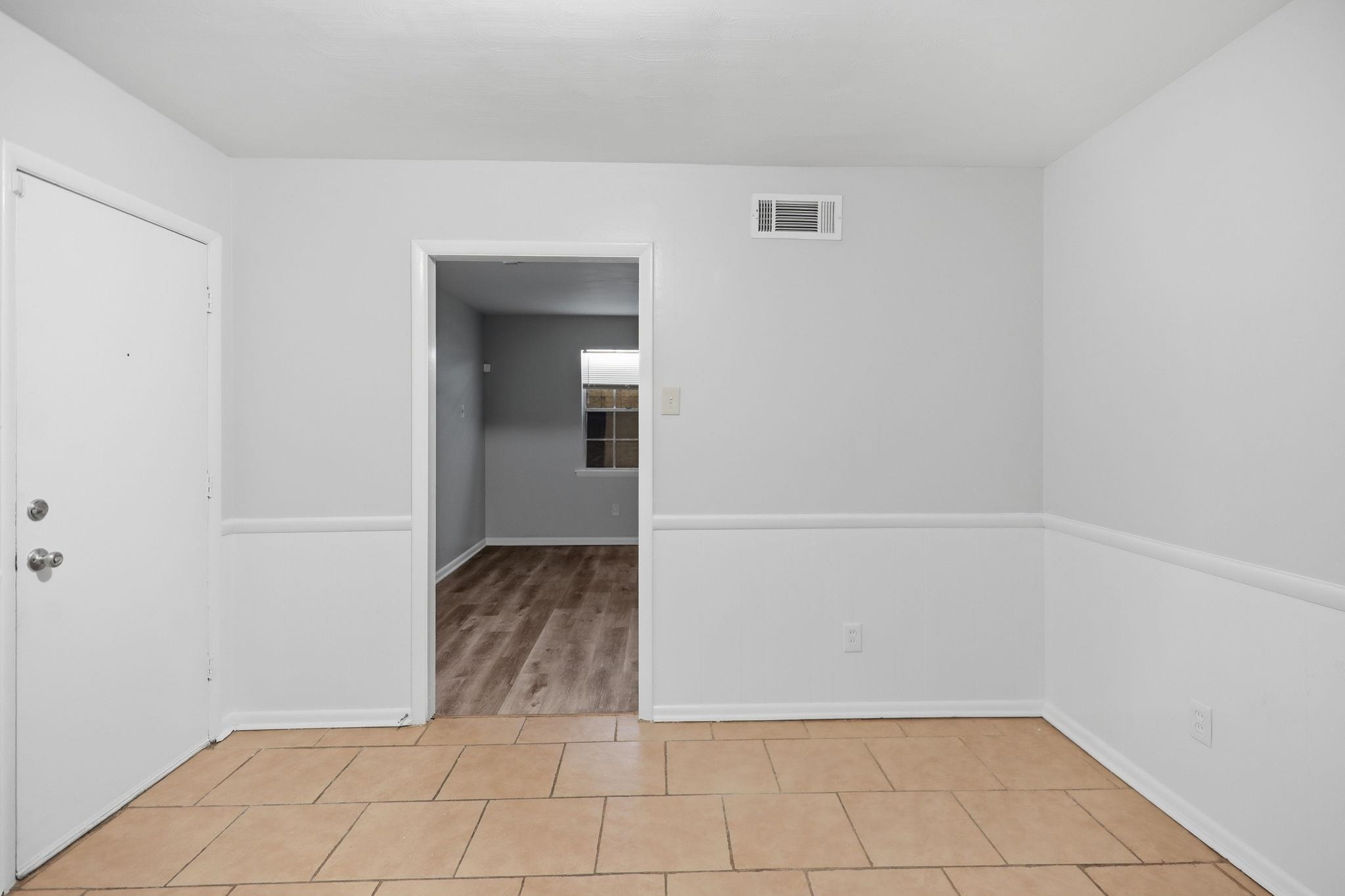 856 White Clover Ln Property Photo 12