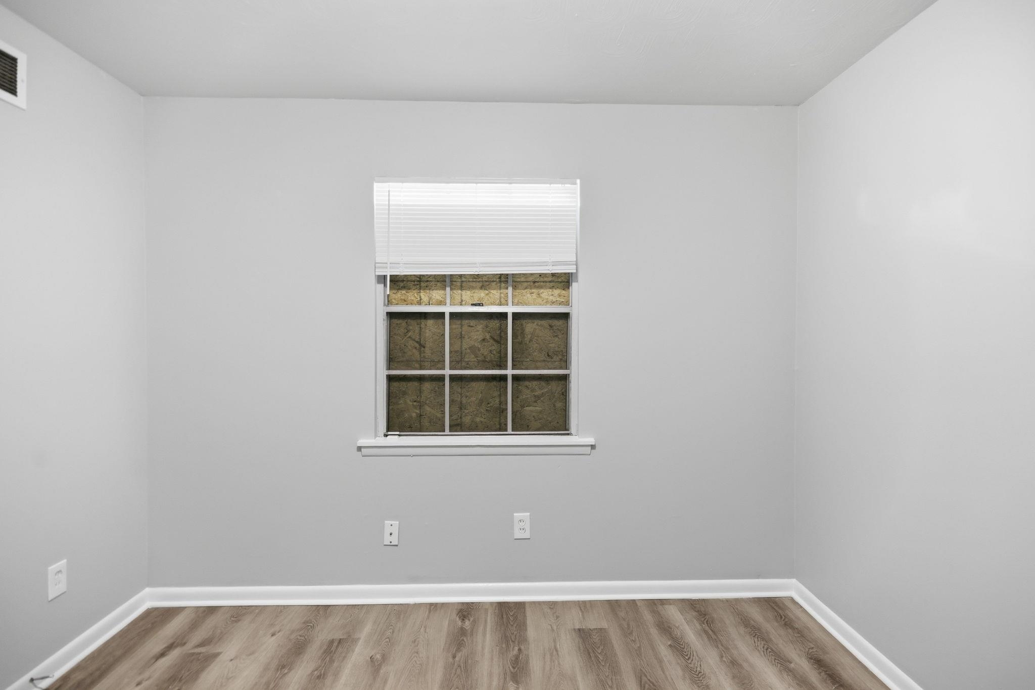 856 White Clover Ln Property Photo 16