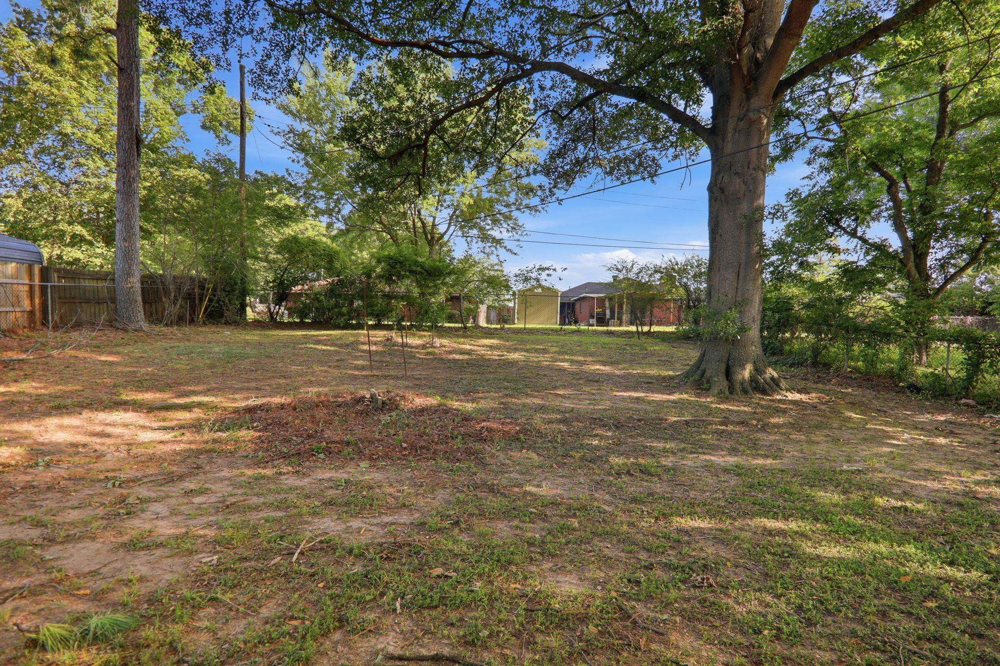 856 White Clover Ln Property Photo 25