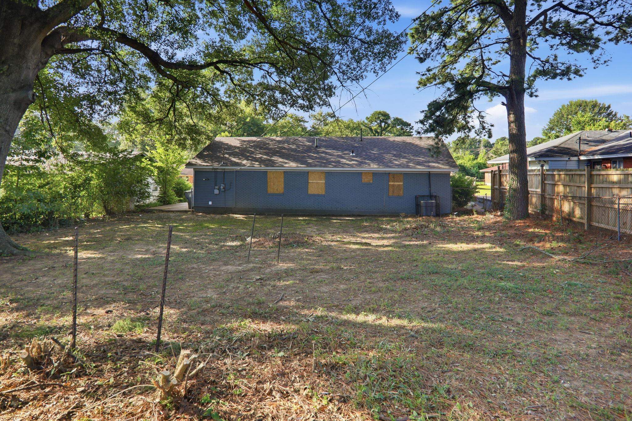 856 White Clover Ln Property Photo 27