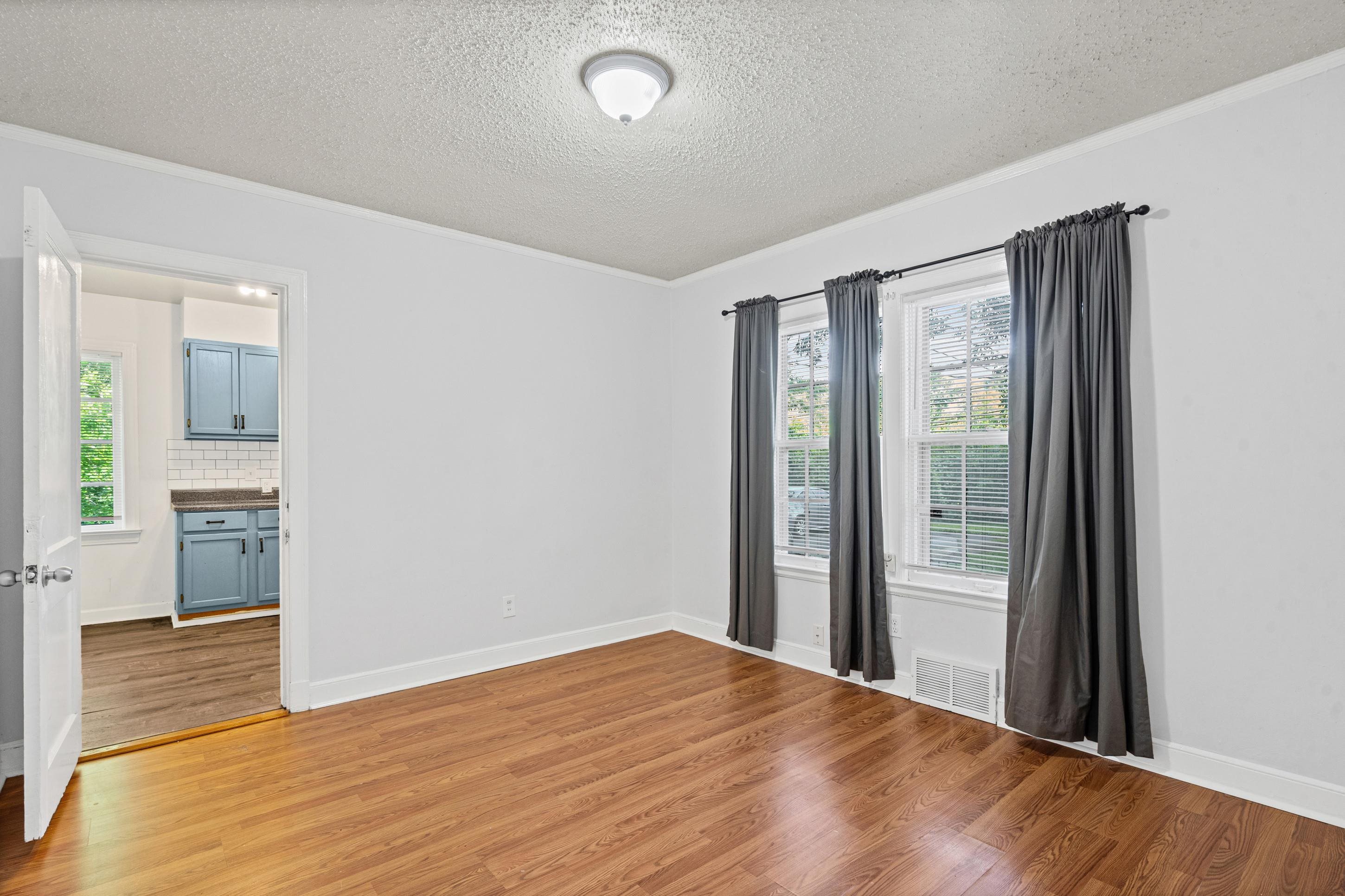 2144 Vollintine Ave Property Photo 10