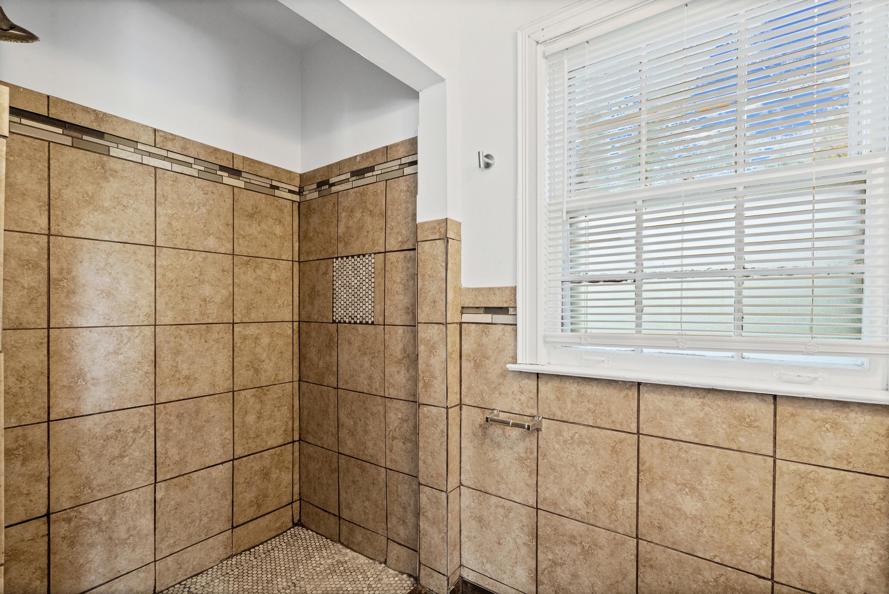 2144 Vollintine Ave Property Photo 14