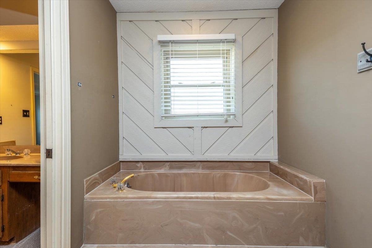 2952 Holly Heath Cv Property Photo 25