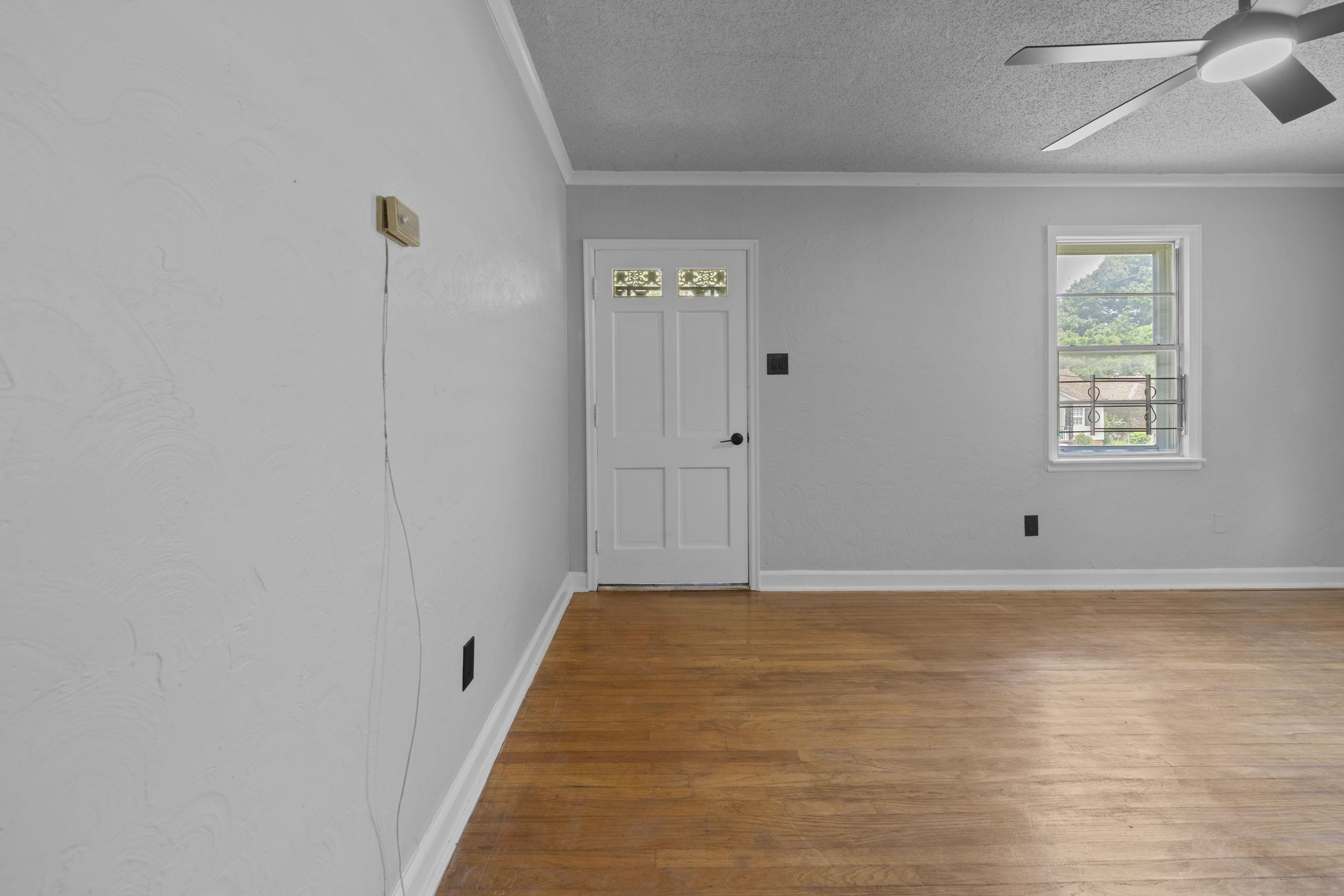 1355 Doris Ave Property Photo 13