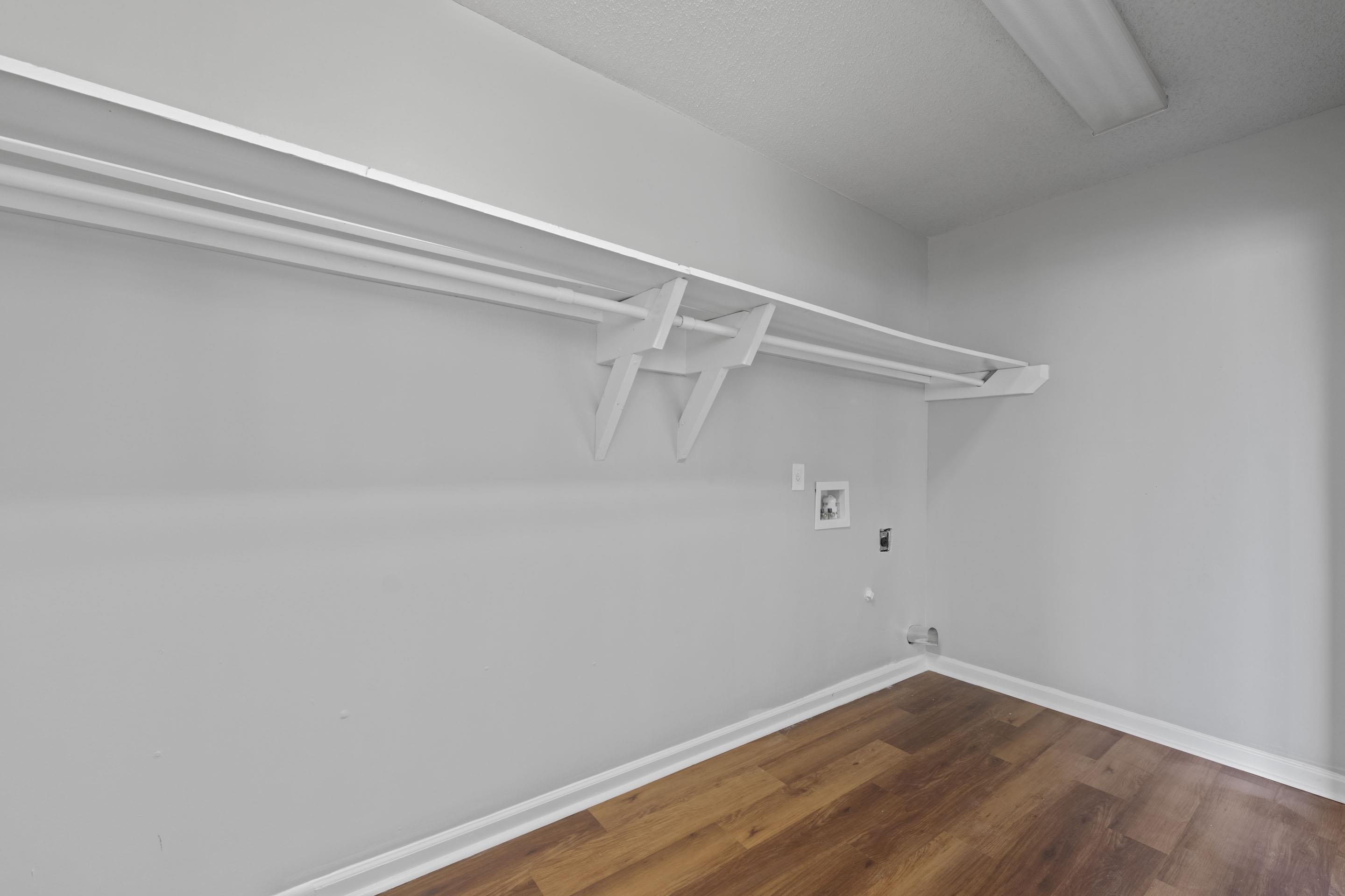 1355 Doris Ave Property Photo 18