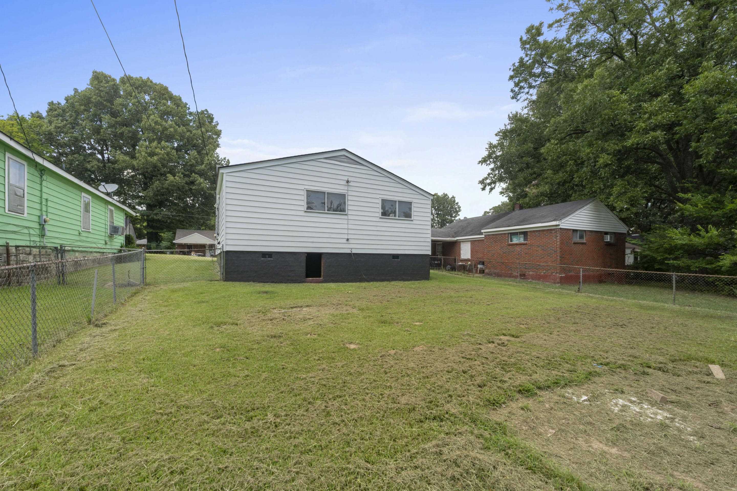 1355 Doris Ave Property Photo 22